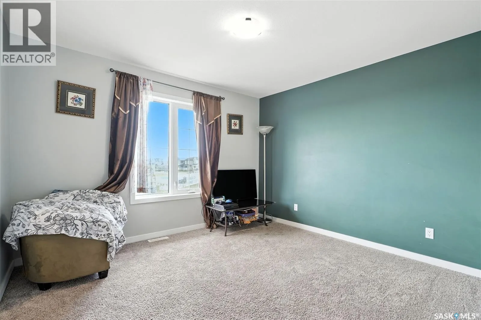 349 Brighton BOULEVARD