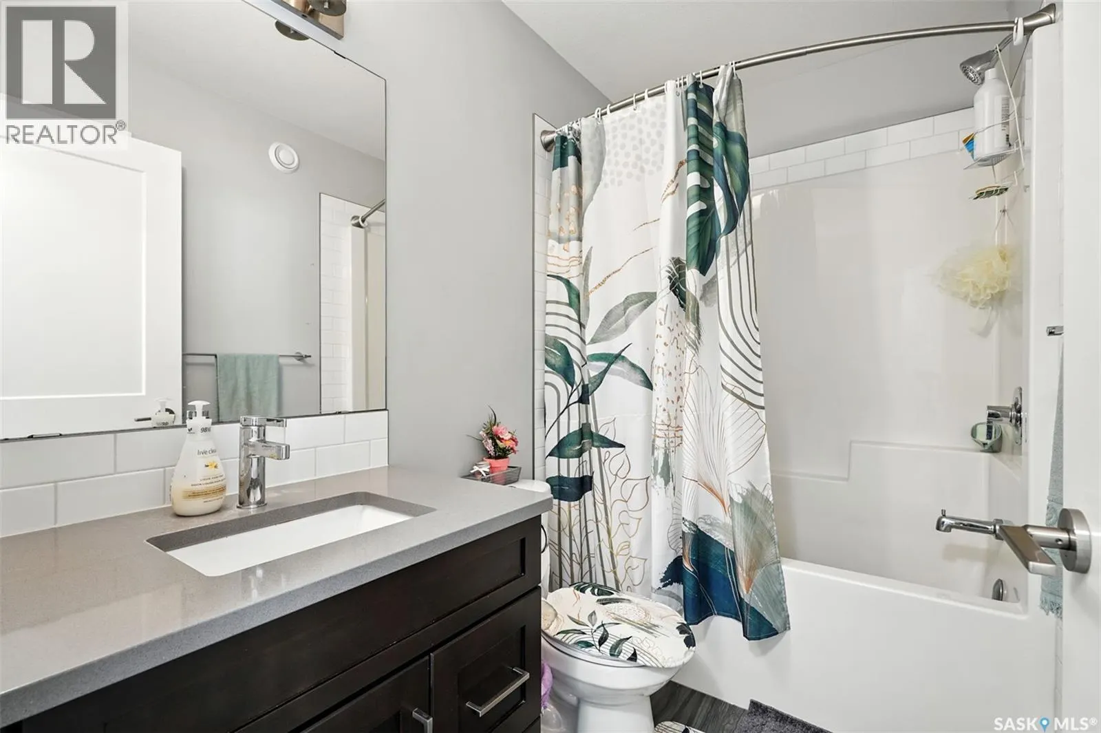 349 Brighton BOULEVARD
