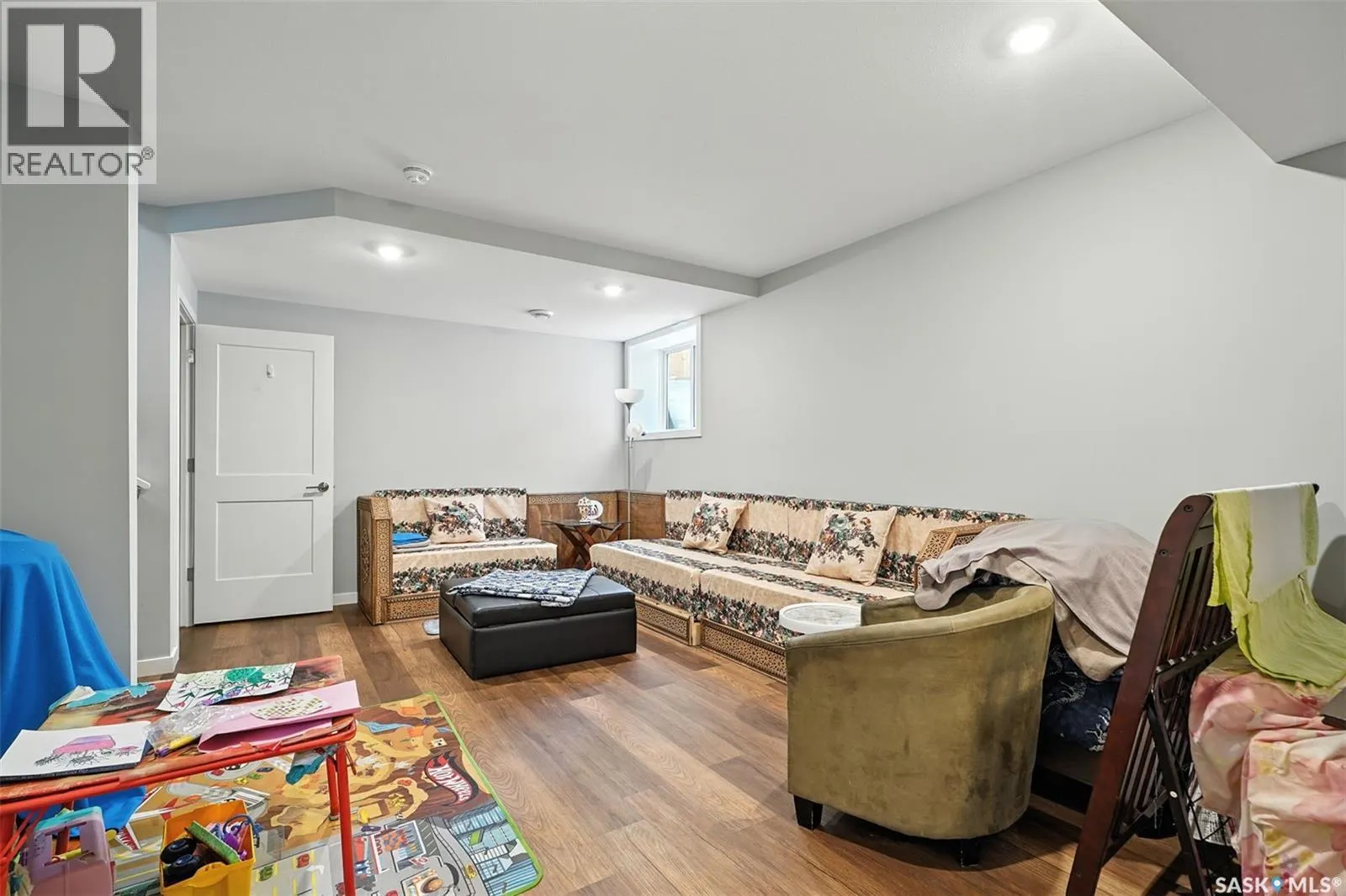 349 Brighton BOULEVARD
