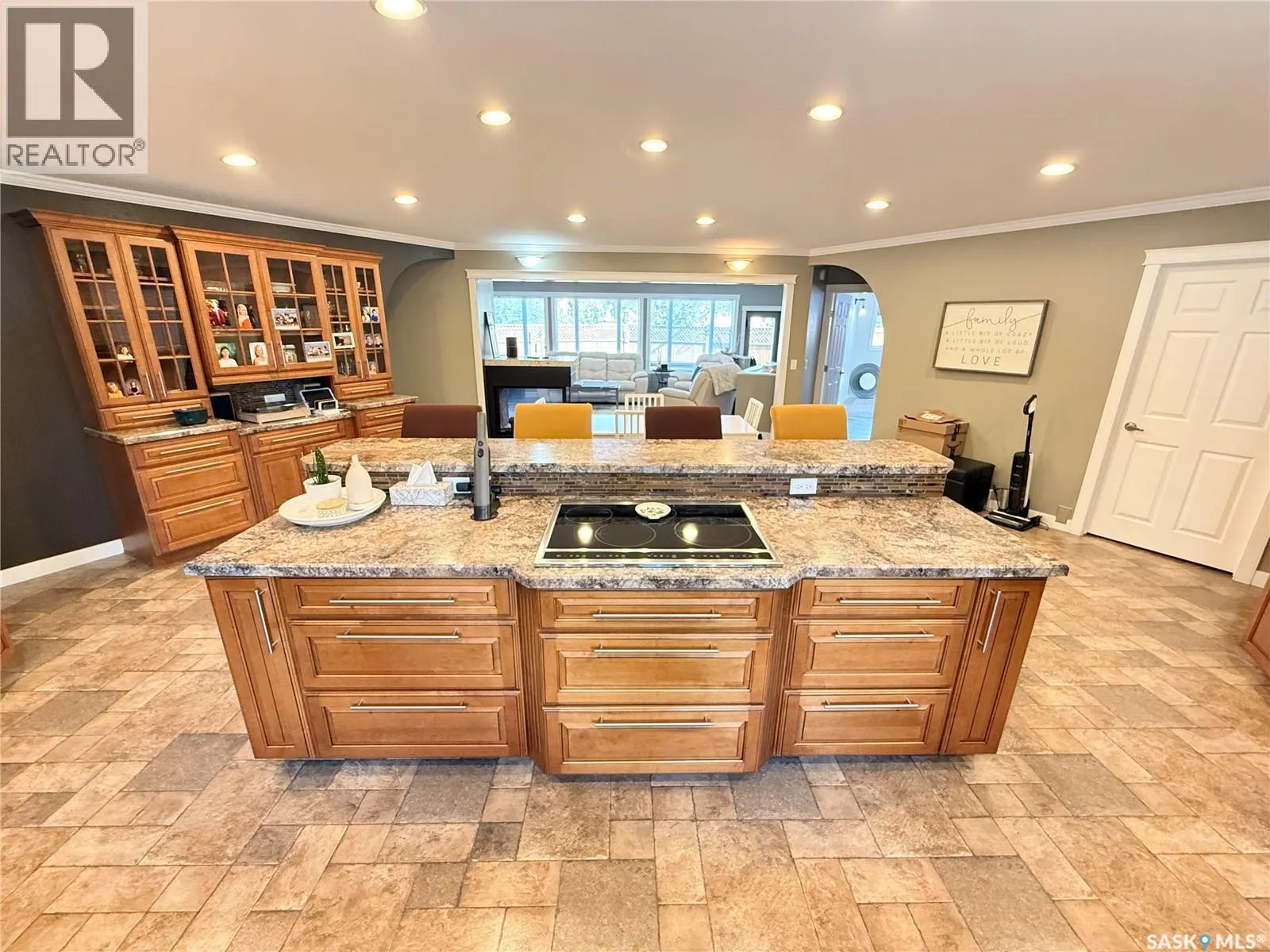 3 McLelland BAY