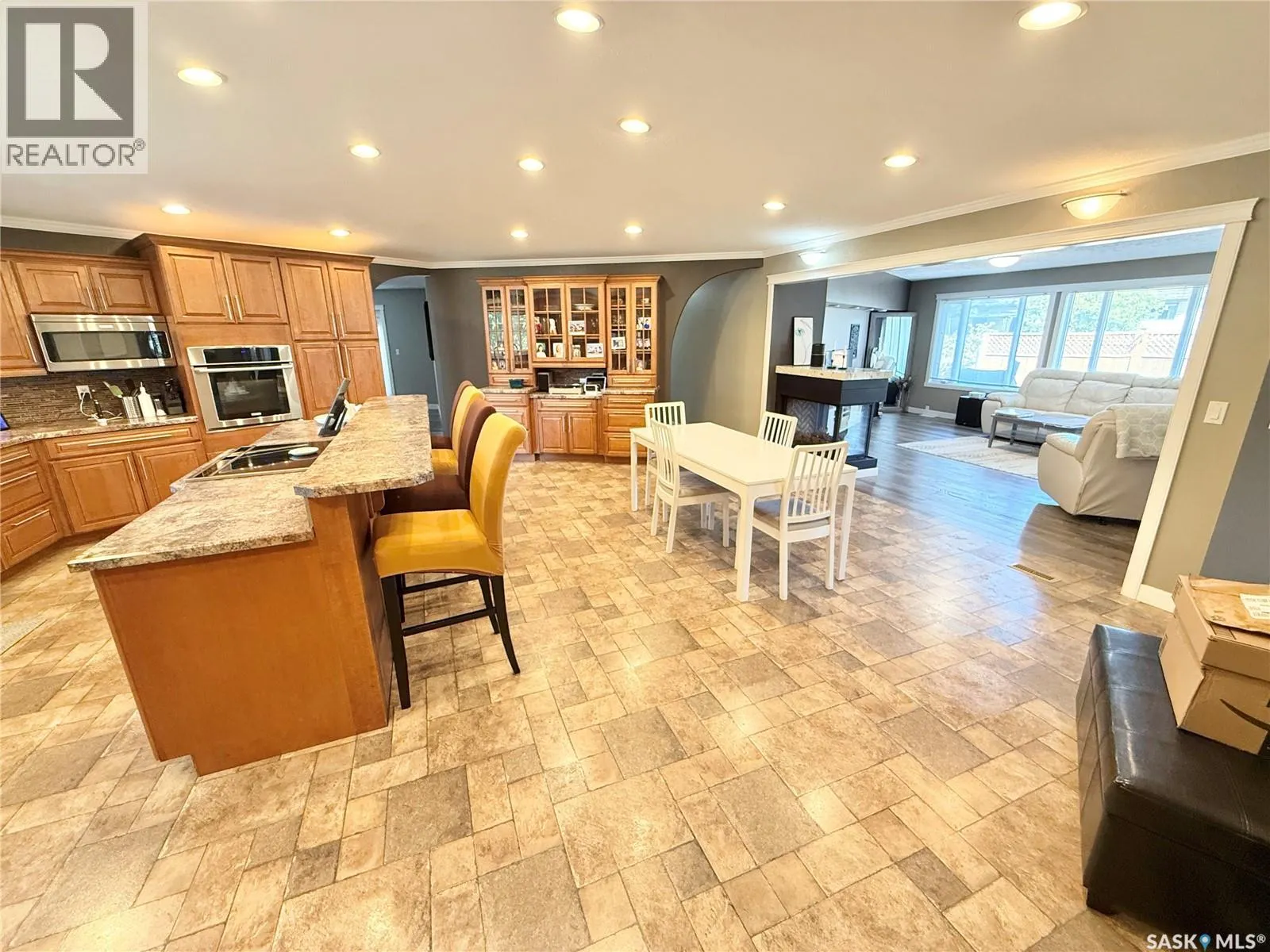 3 McLelland BAY