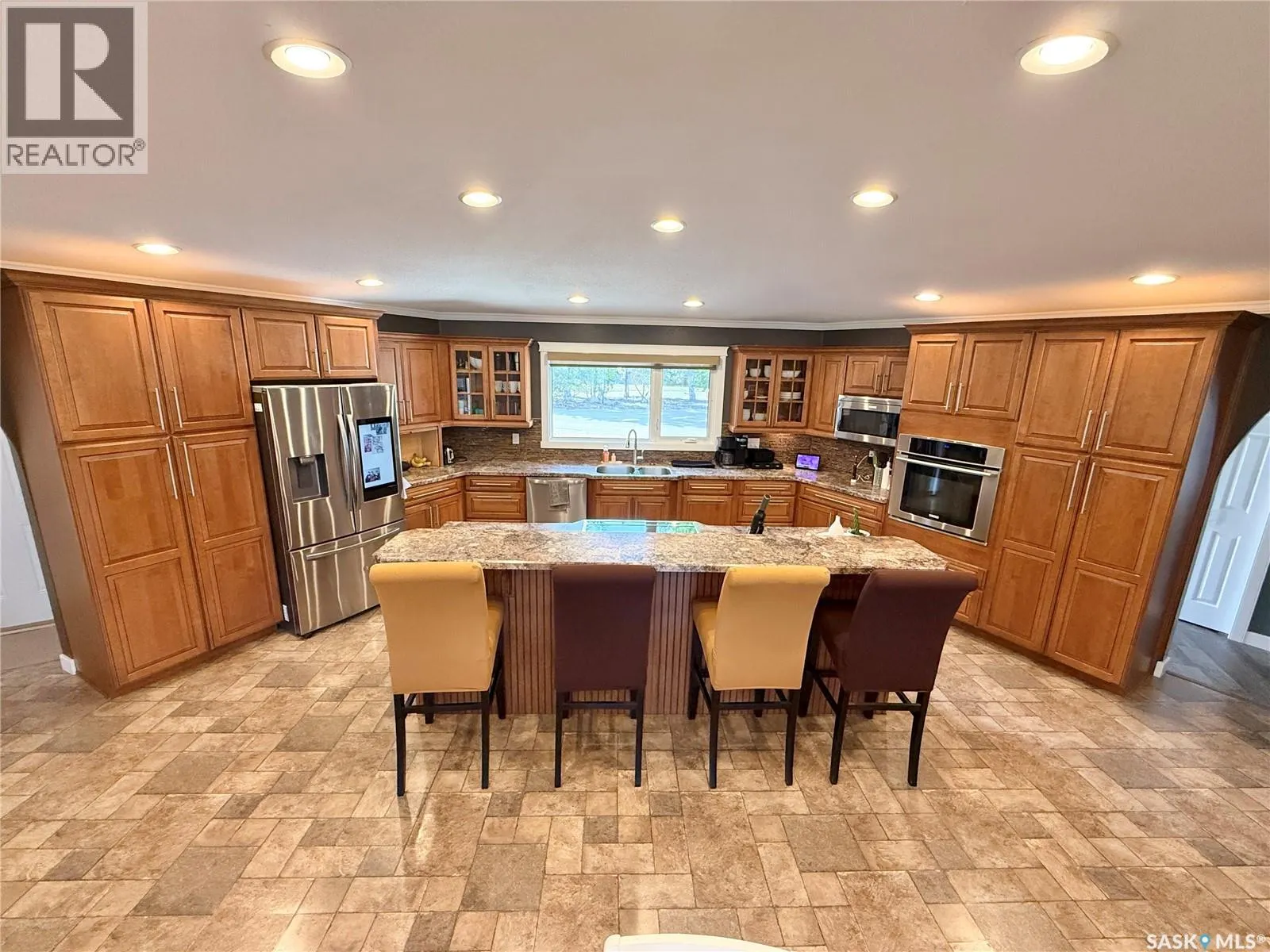 3 McLelland BAY
