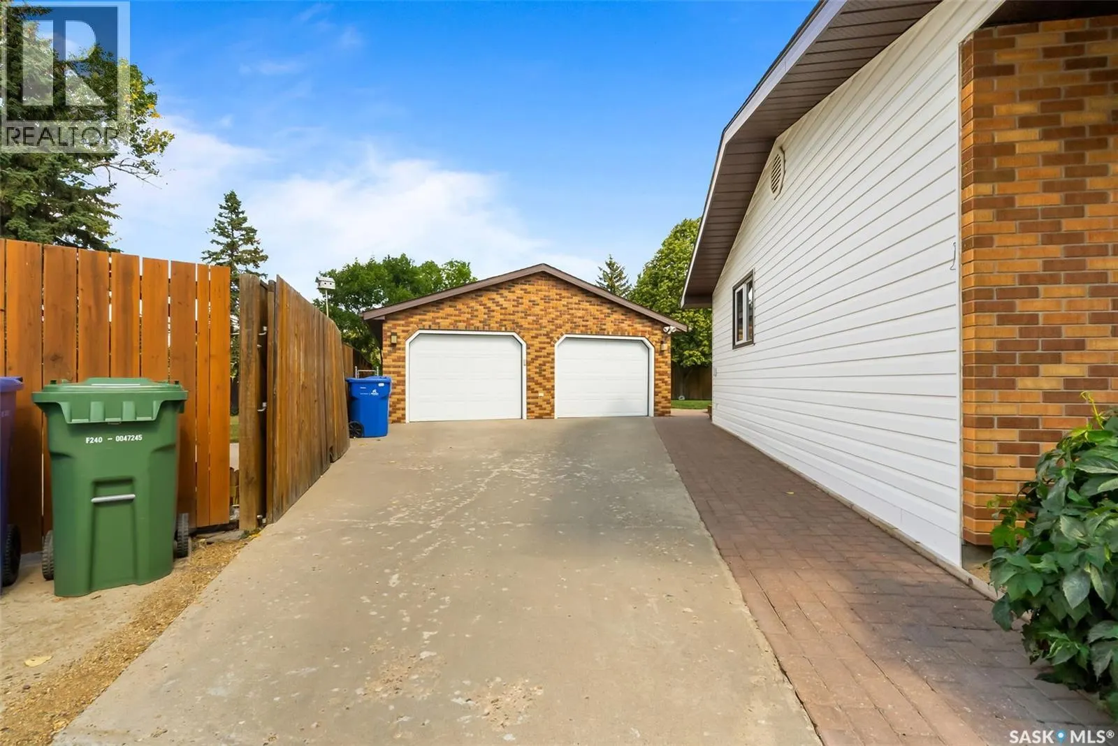 36 Hodges BAY