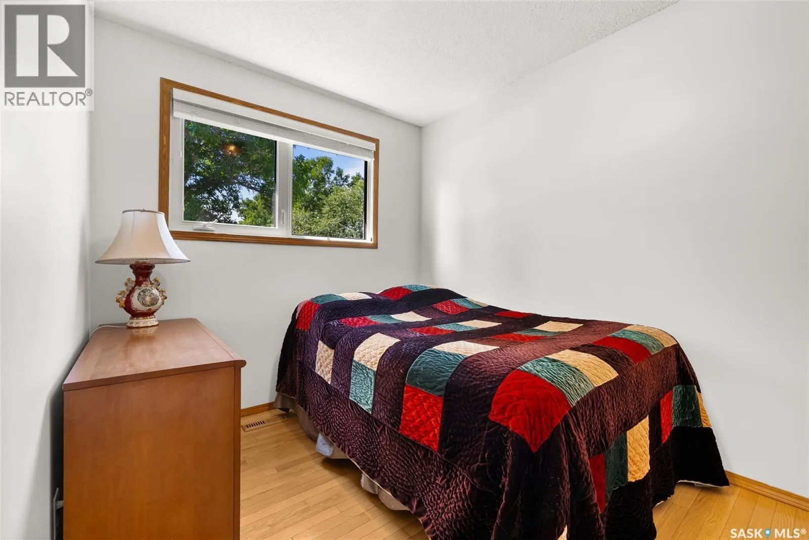 36 Hodges BAY