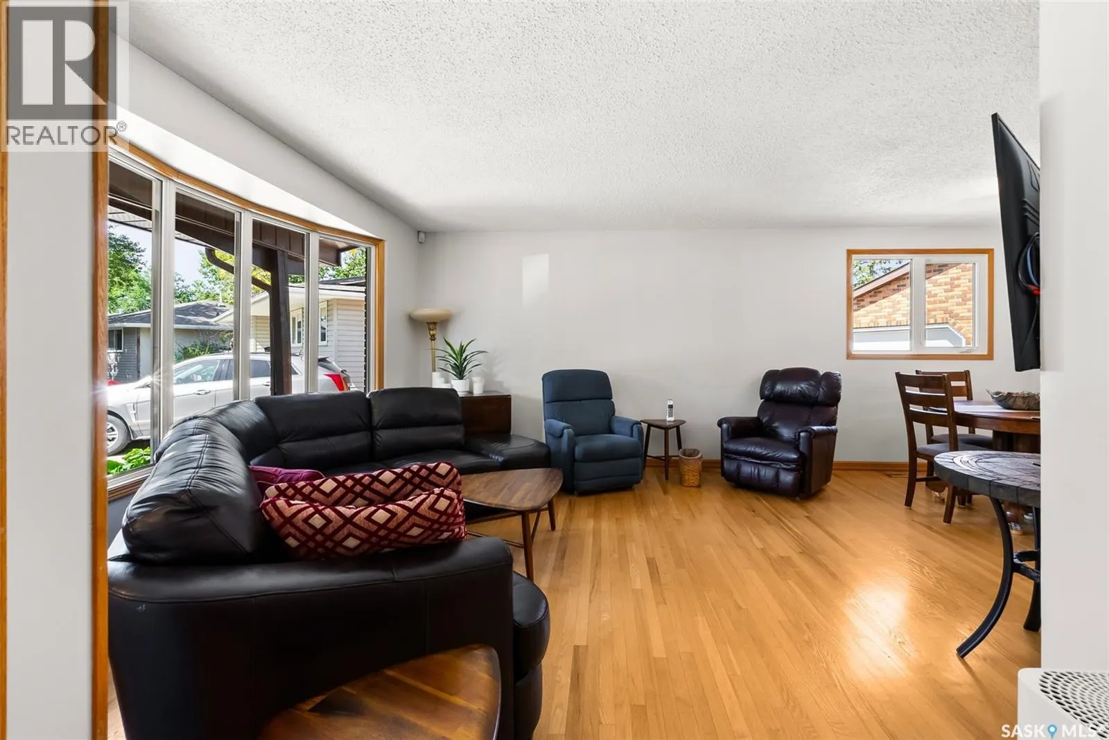 36 Hodges BAY