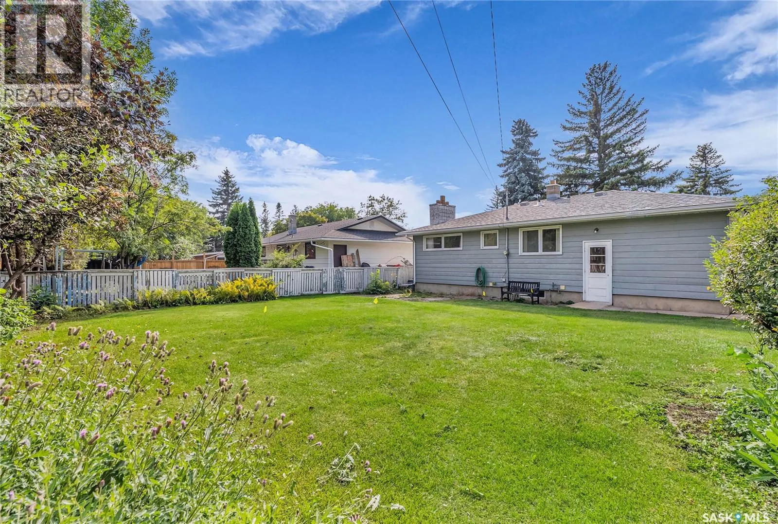102 O'Neil CRESCENT