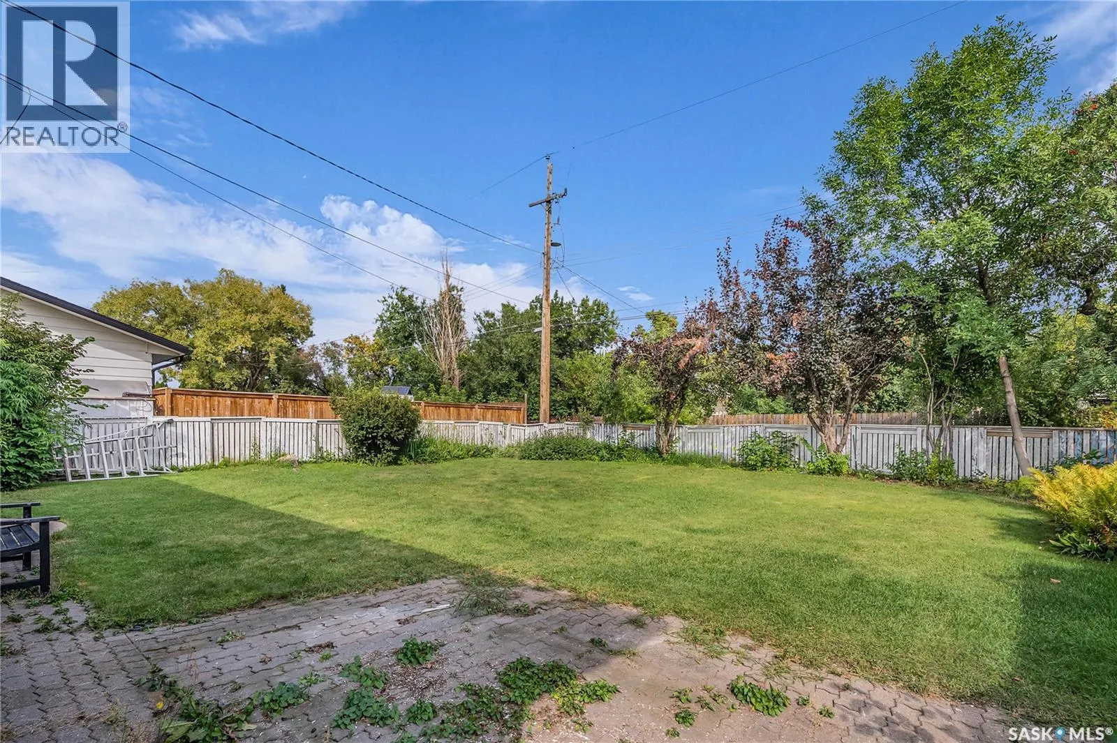 102 O'Neil CRESCENT
