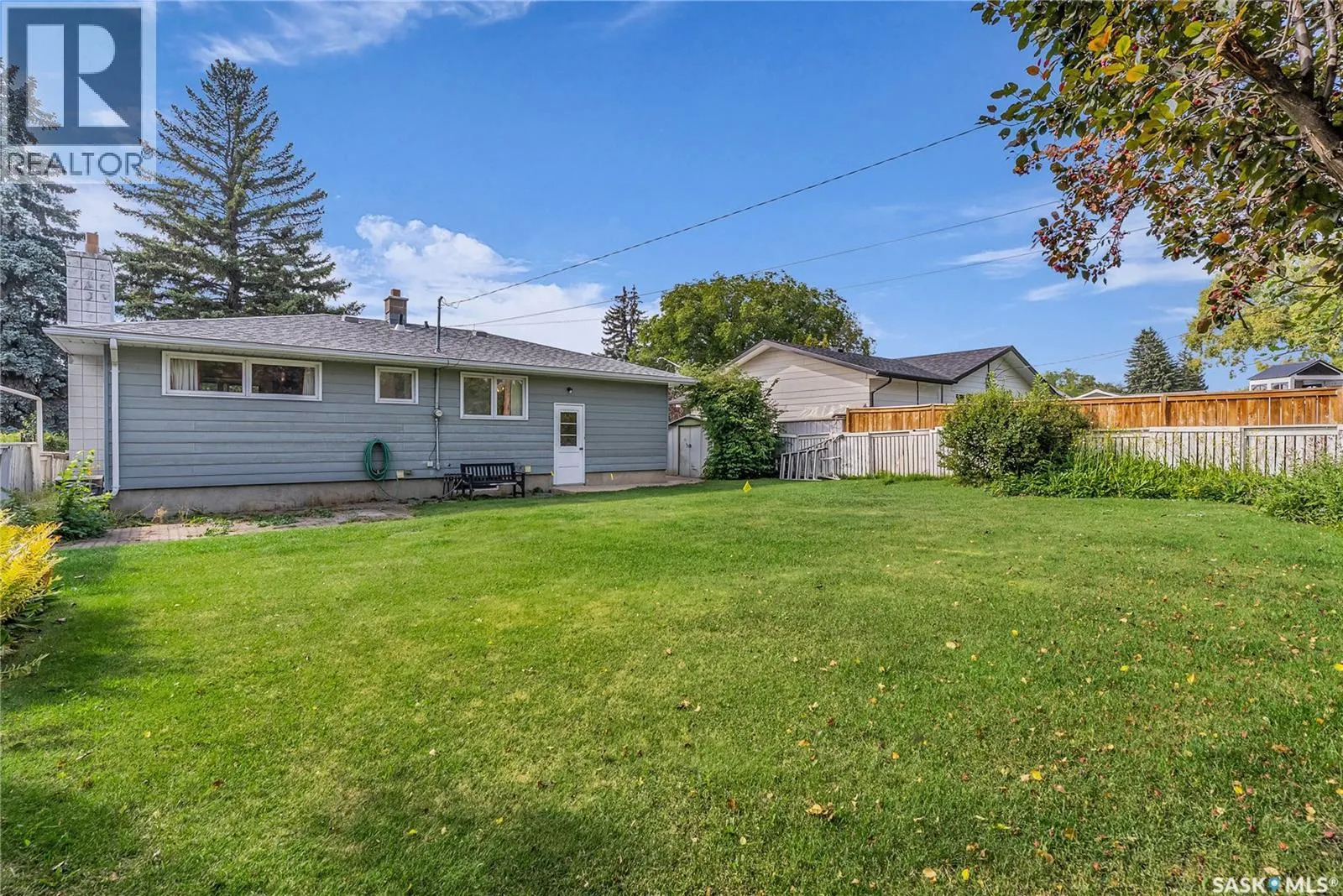 102 O'Neil CRESCENT