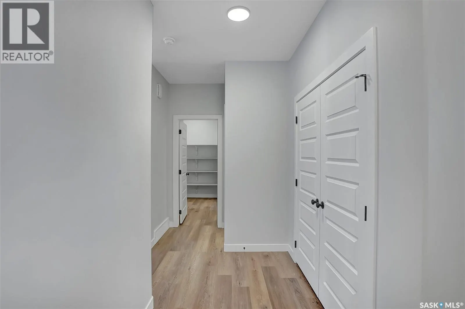 106 Katz AVENUE