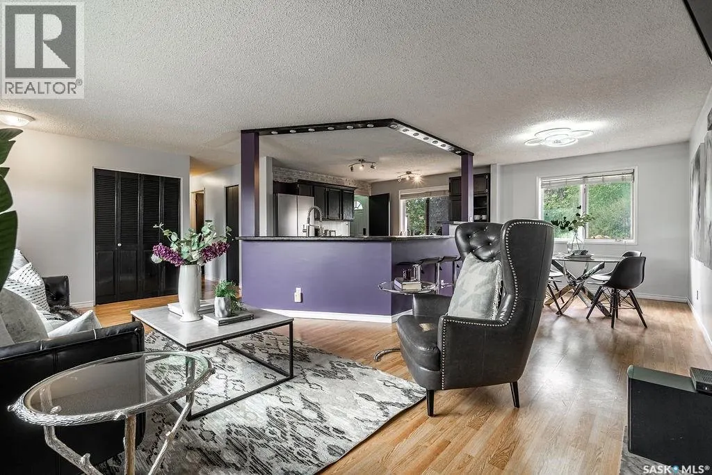 243 Roborecki CRESCENT