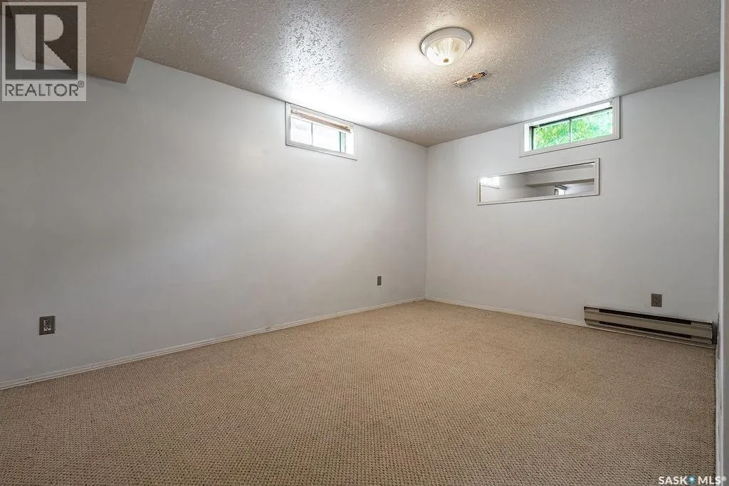 243 Roborecki CRESCENT
