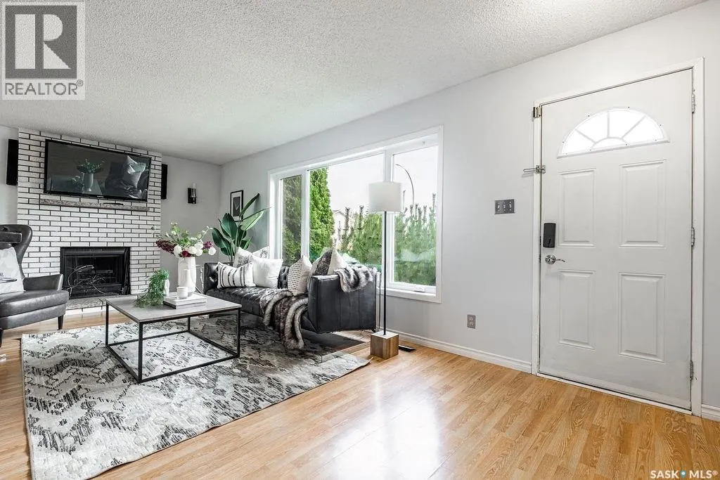 243 Roborecki CRESCENT