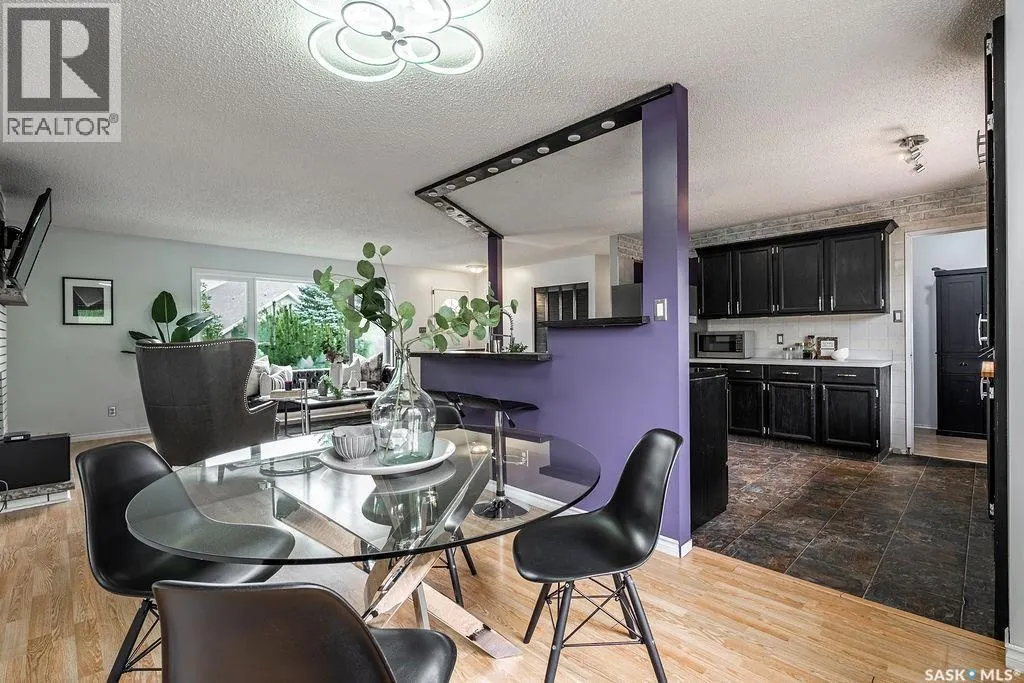 243 Roborecki CRESCENT