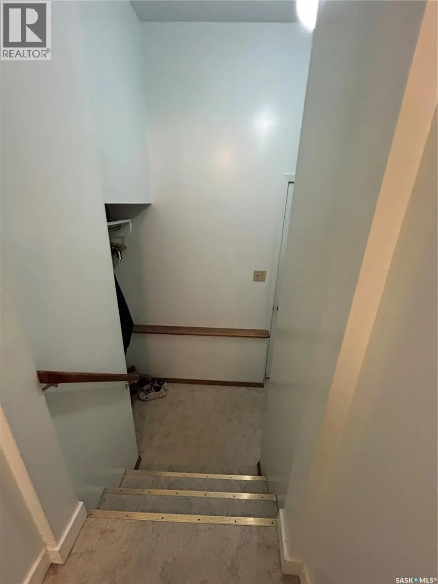 304 Prouse STREET
