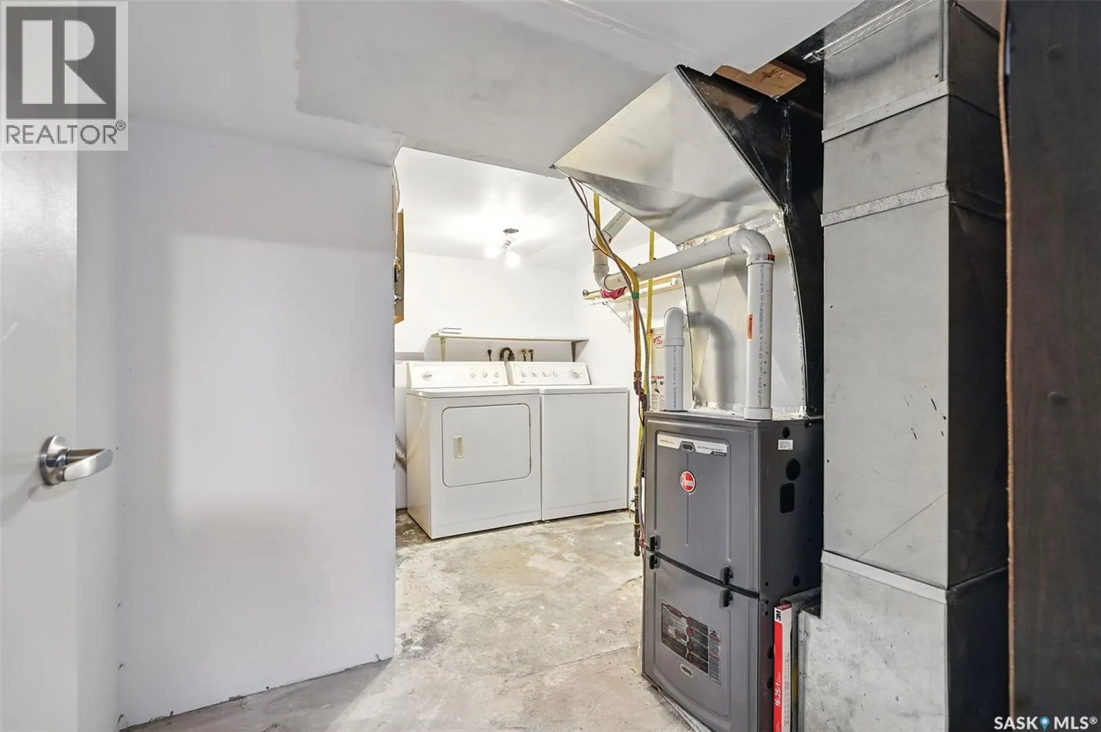 105 115th STREET E