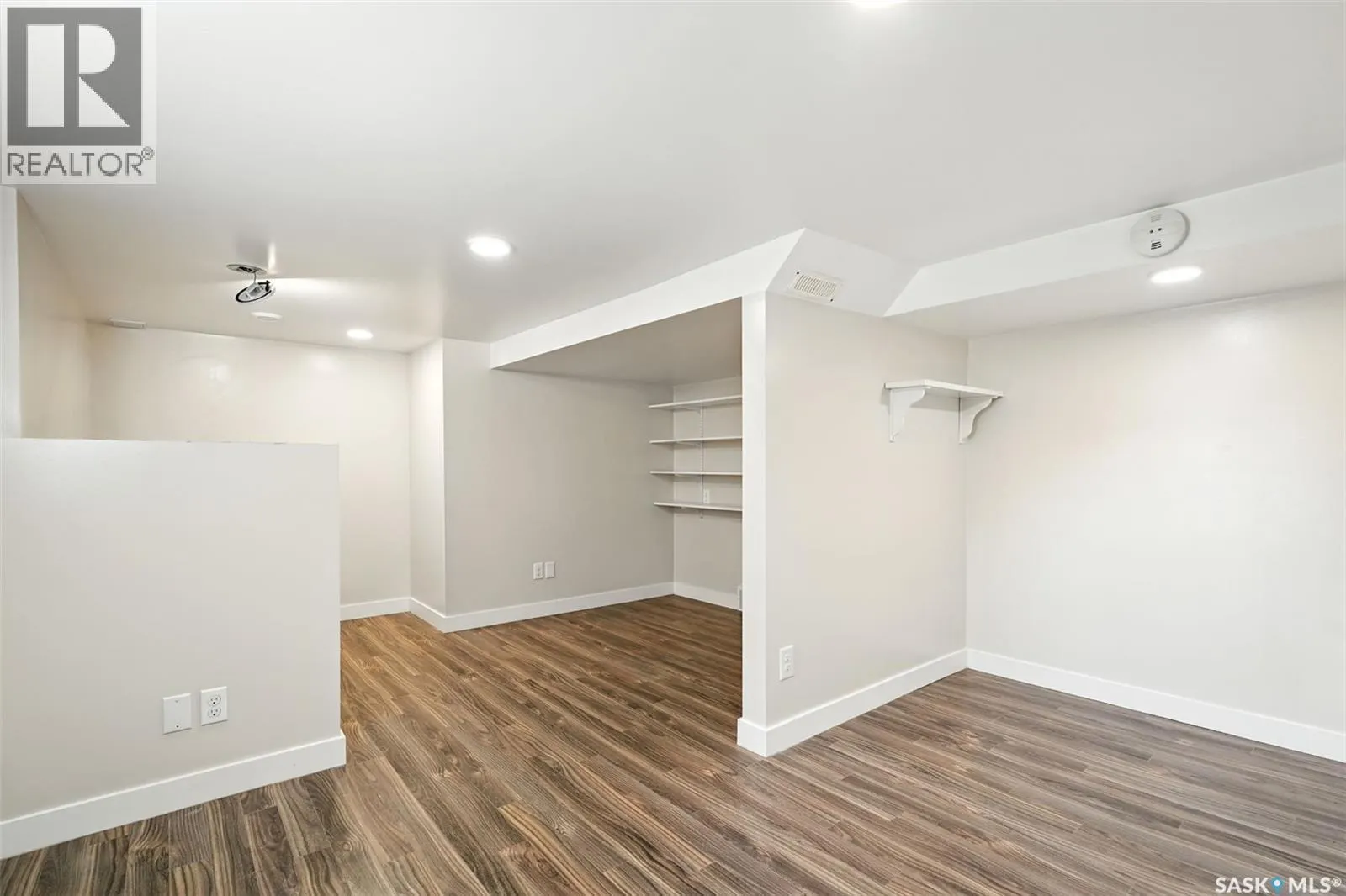 105 115th STREET E
