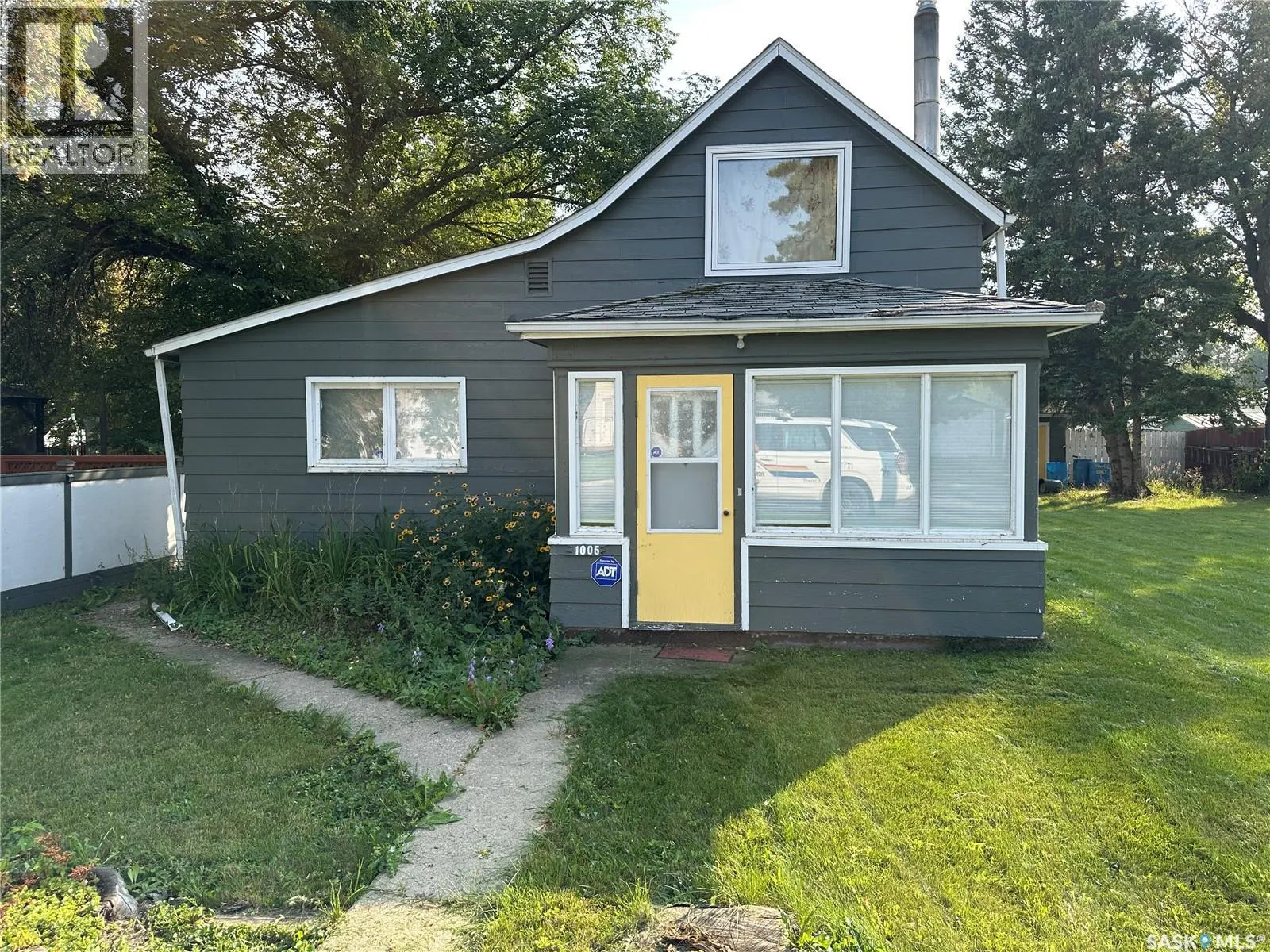1005 9th STREET
