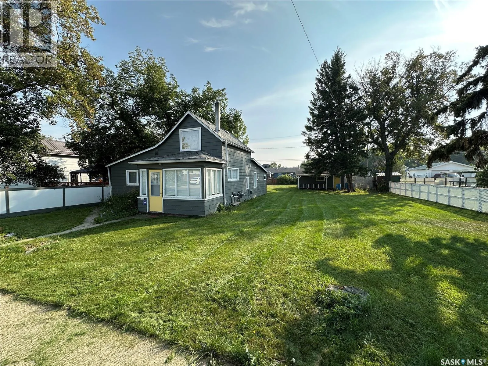 1005 9th STREET