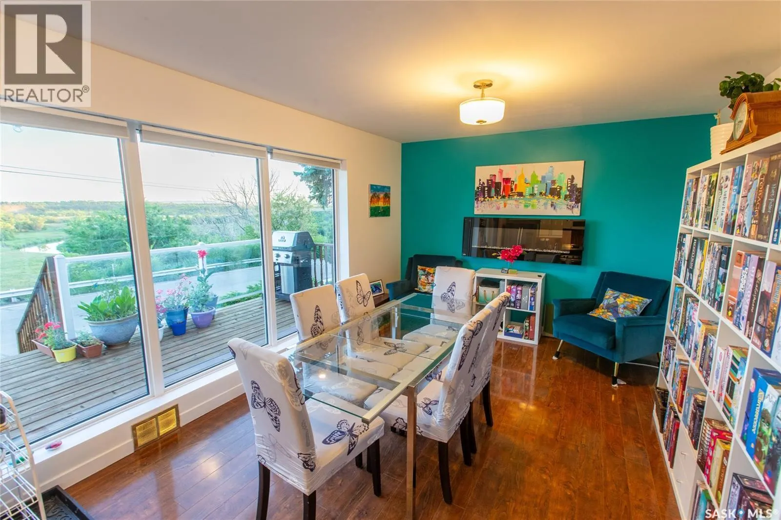 168 Grandview STREET W