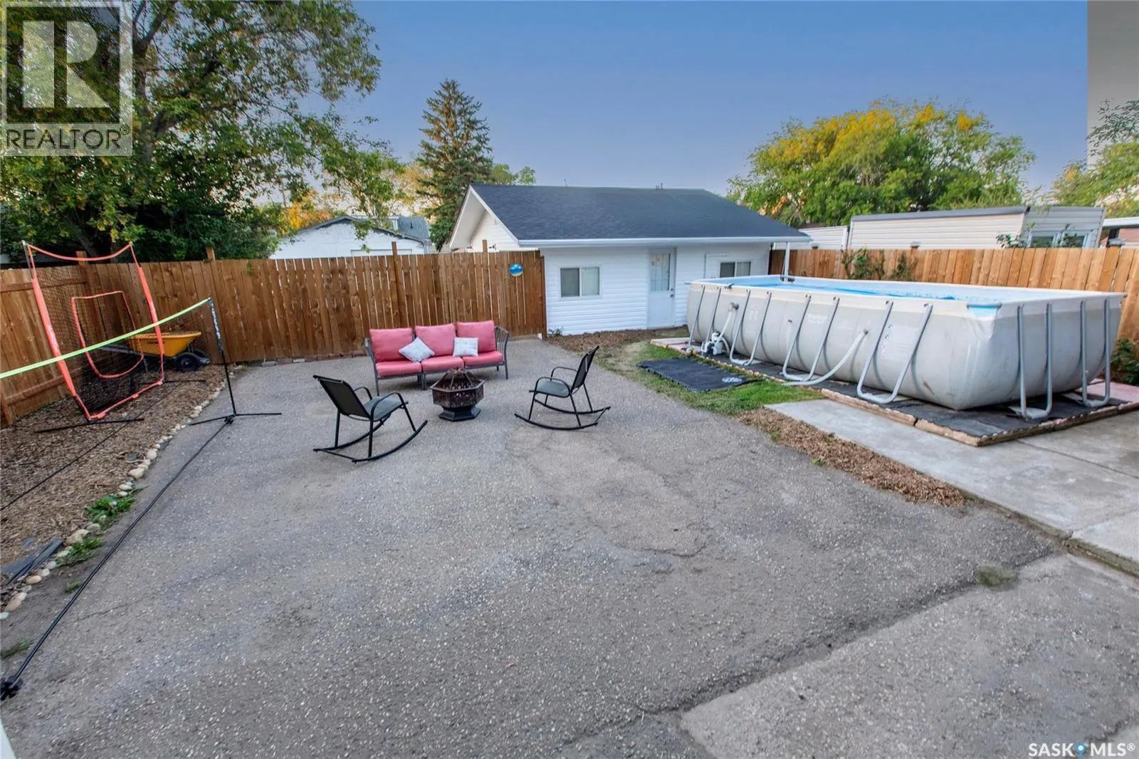 168 Grandview STREET W