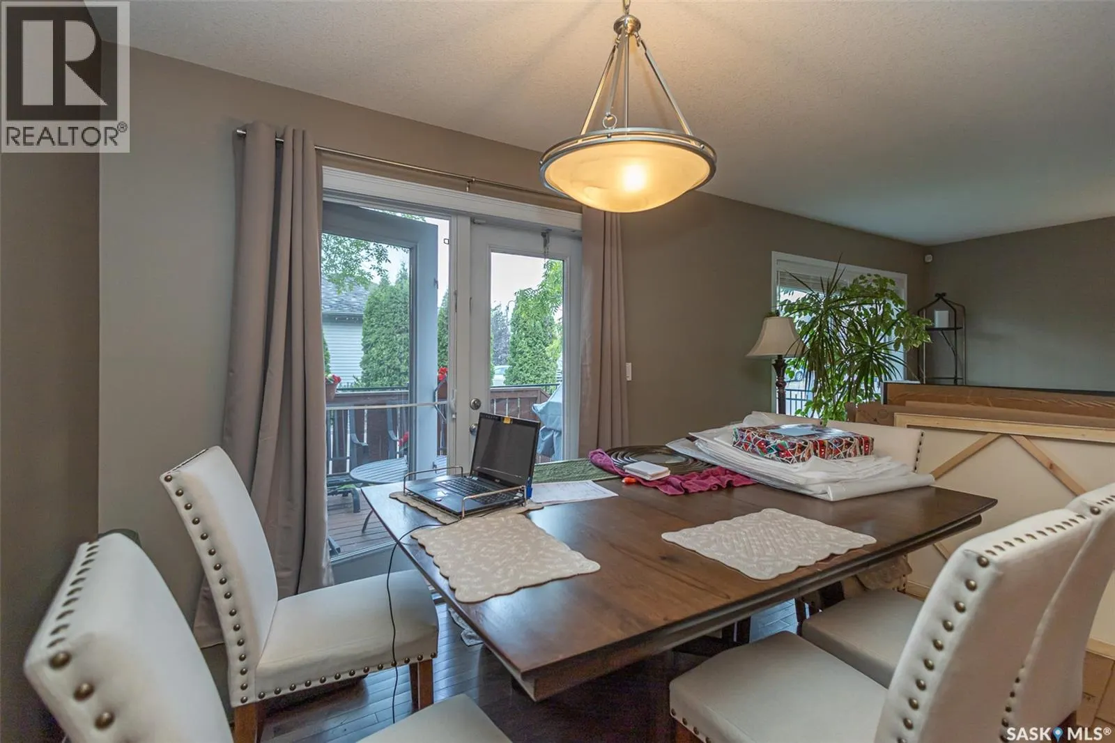6 110 Dulmage CRESCENT