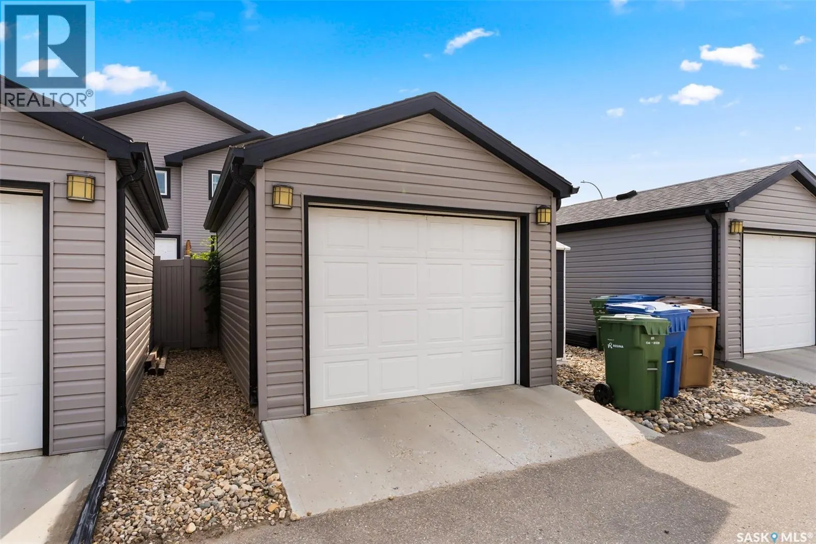 8012 Canola AVENUE