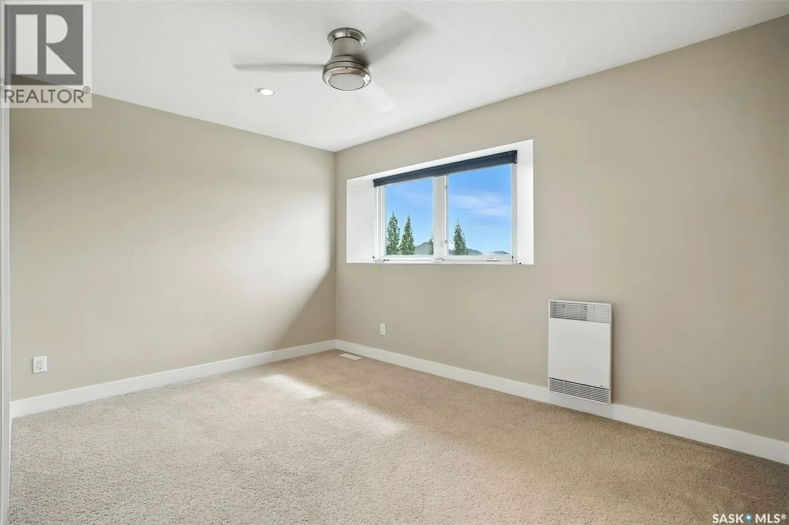 122 Roy CRESCENT