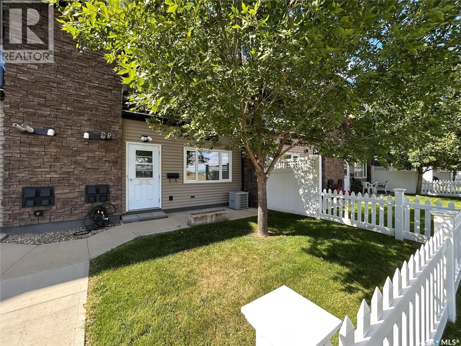 505 110 Shillington CRESCENT