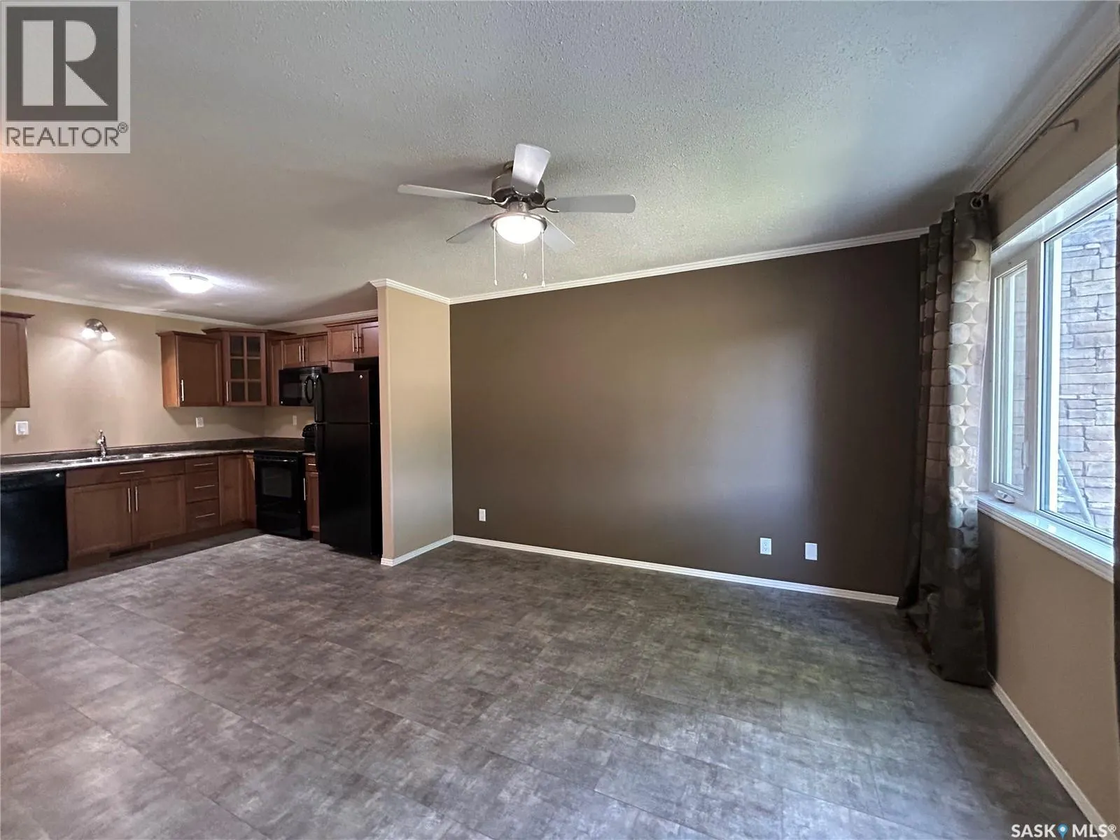 505 110 Shillington CRESCENT