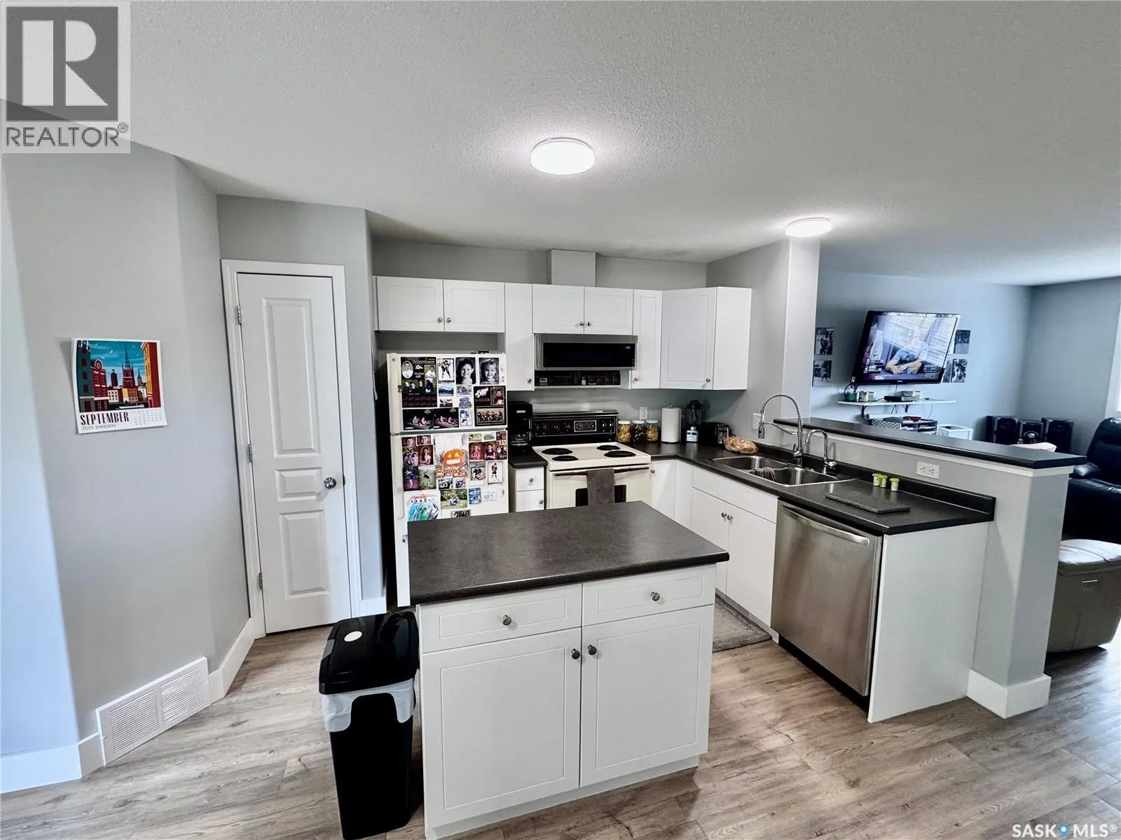 307 851 Chester ROAD