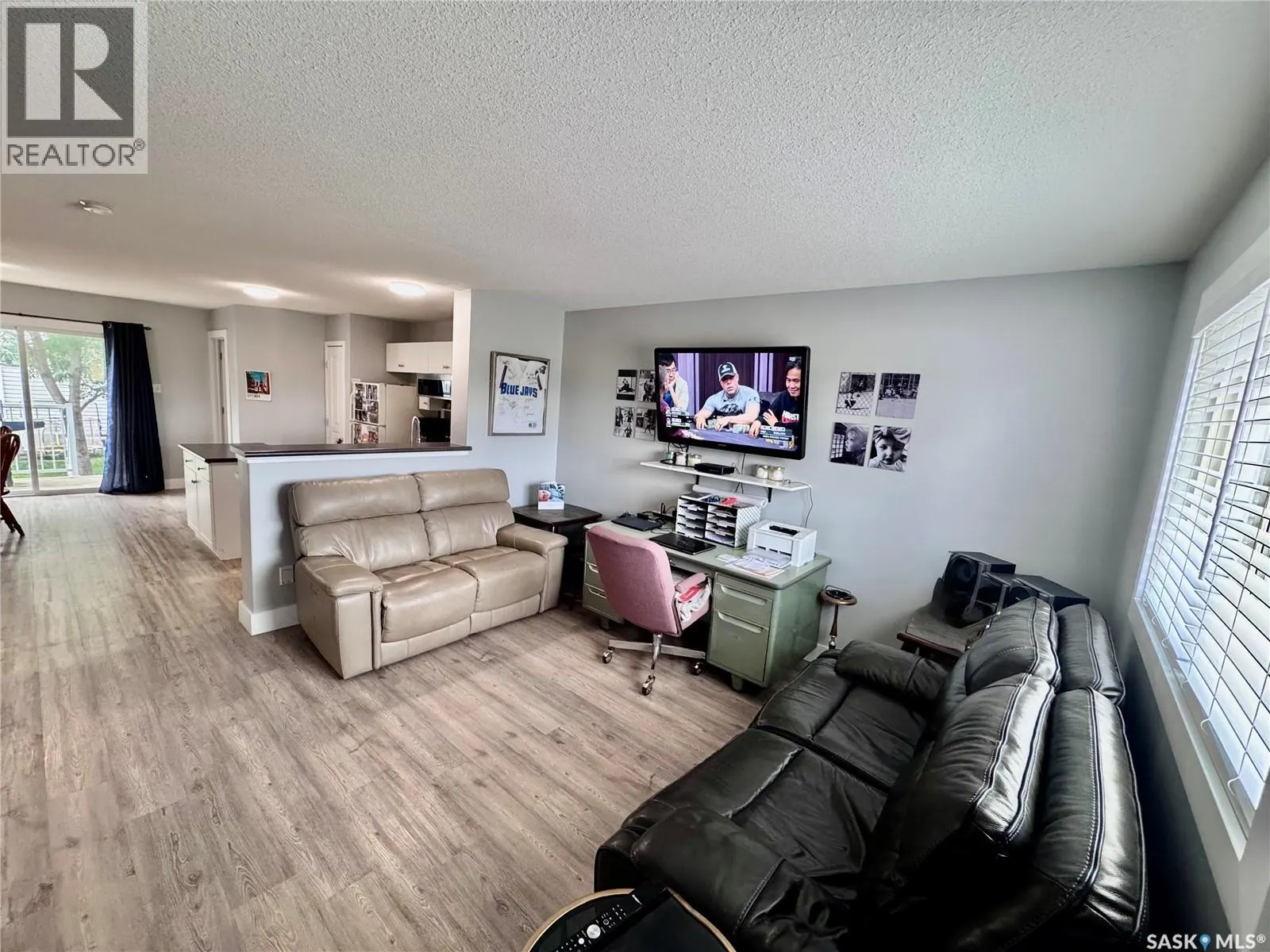307 851 Chester ROAD