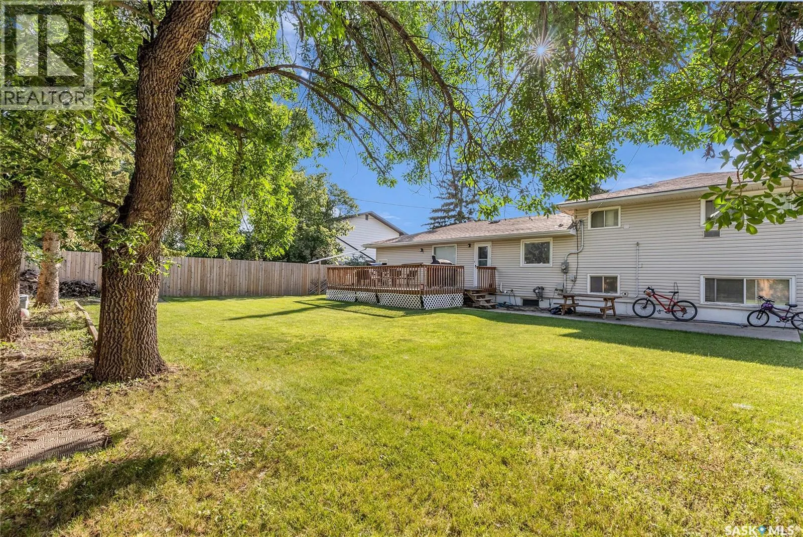 15 Moxon CRESCENT