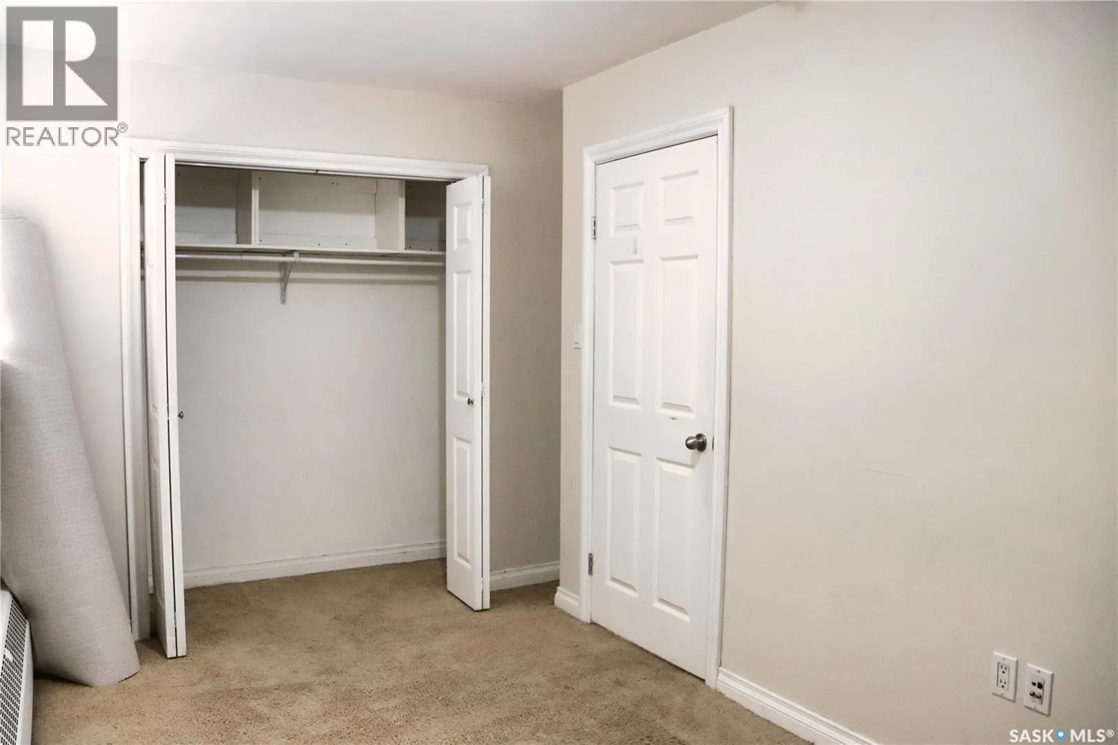 3 1604 Main STREET