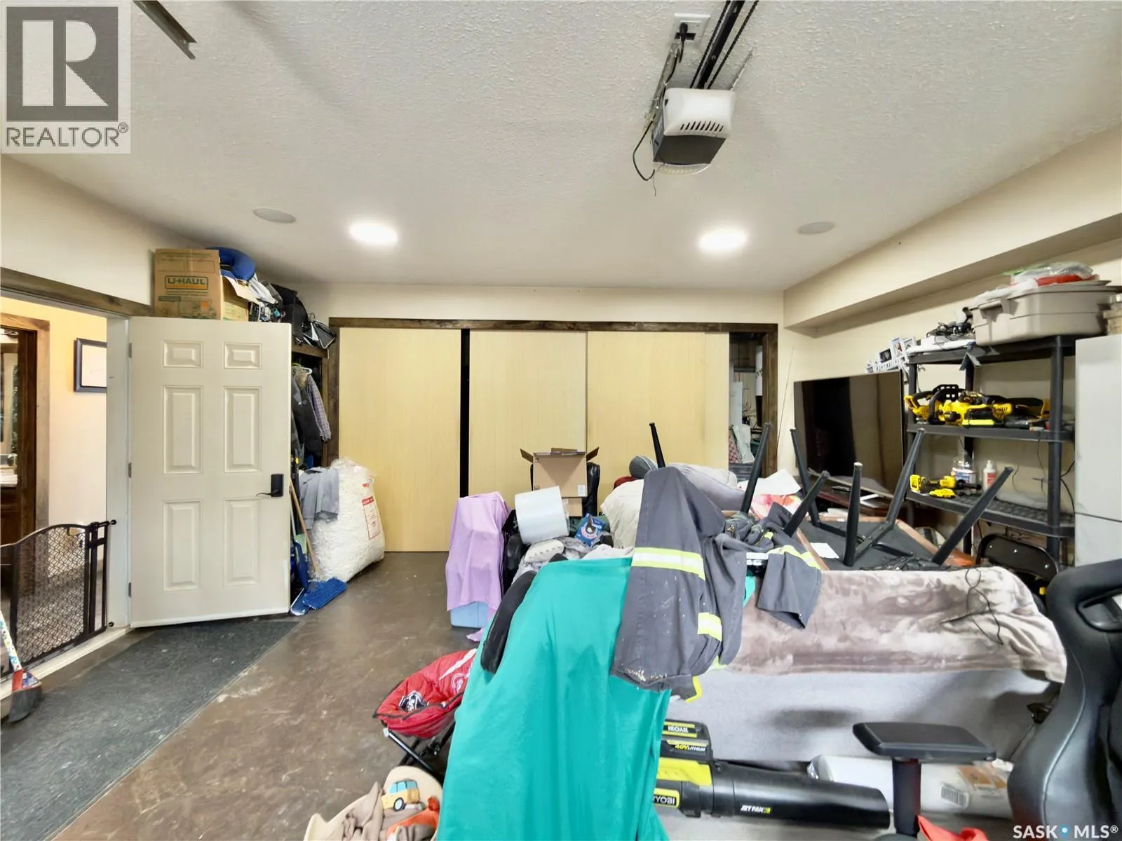 Fillon Lake Waterfront Acreage