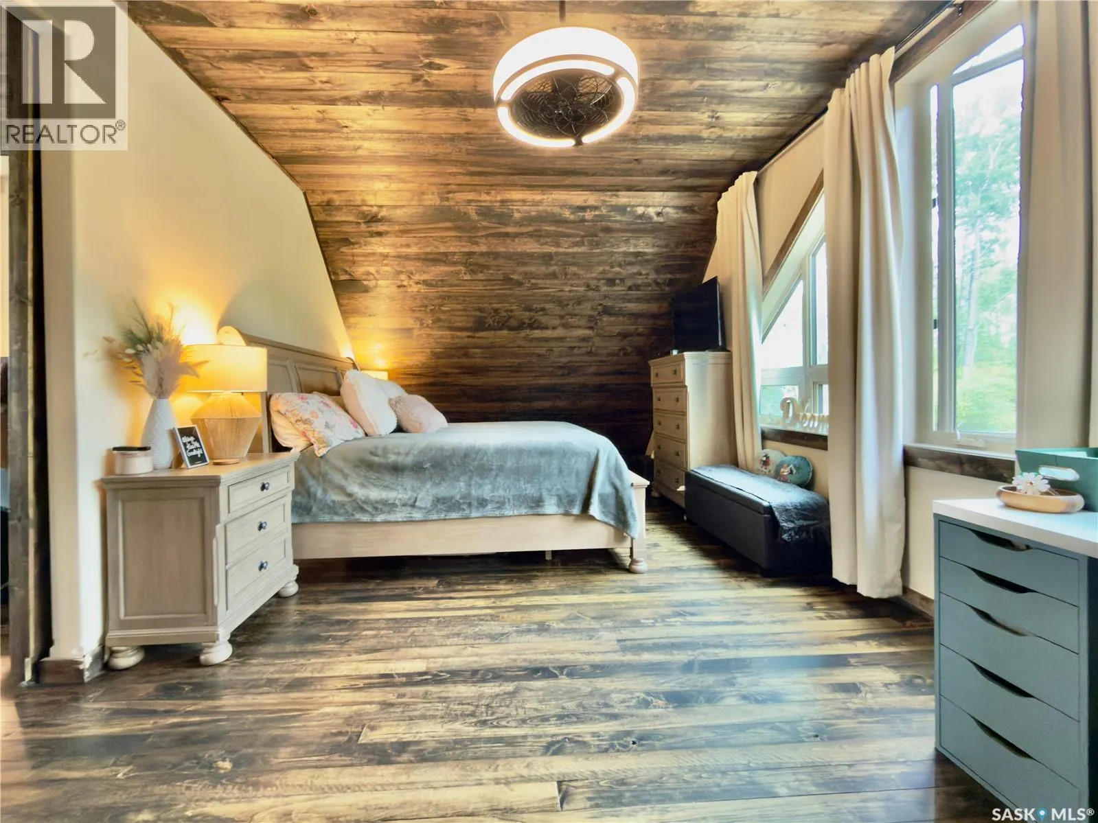 Fillon Lake Waterfront Acreage