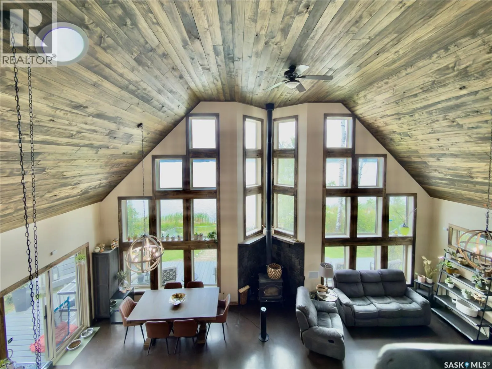 Fillon Lake Waterfront Acreage