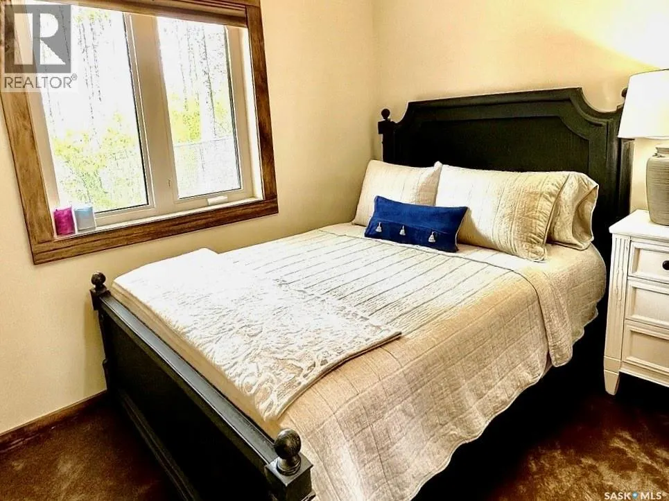 Fillon Lake Waterfront Acreage