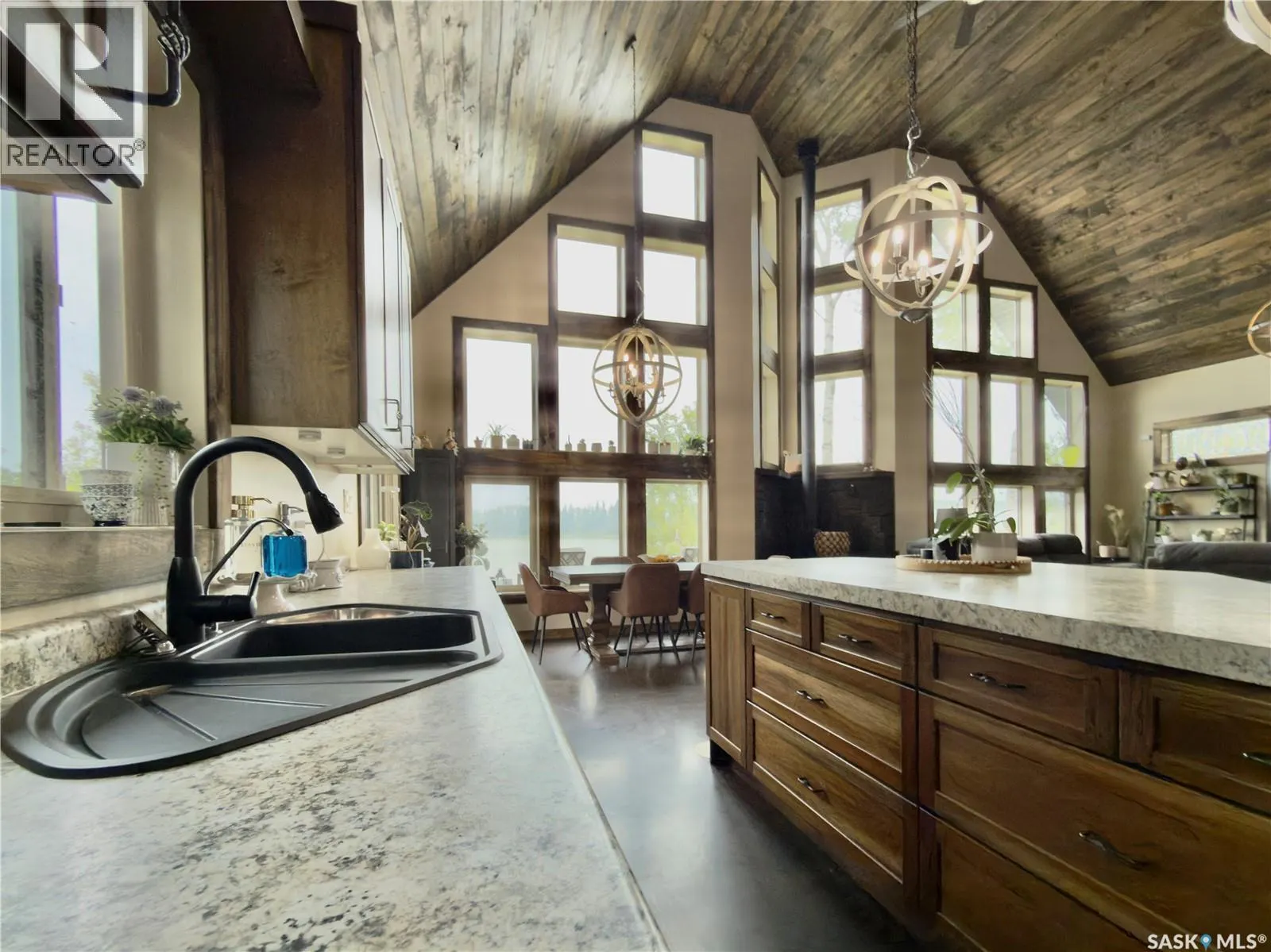 Fillon Lake Waterfront Acreage