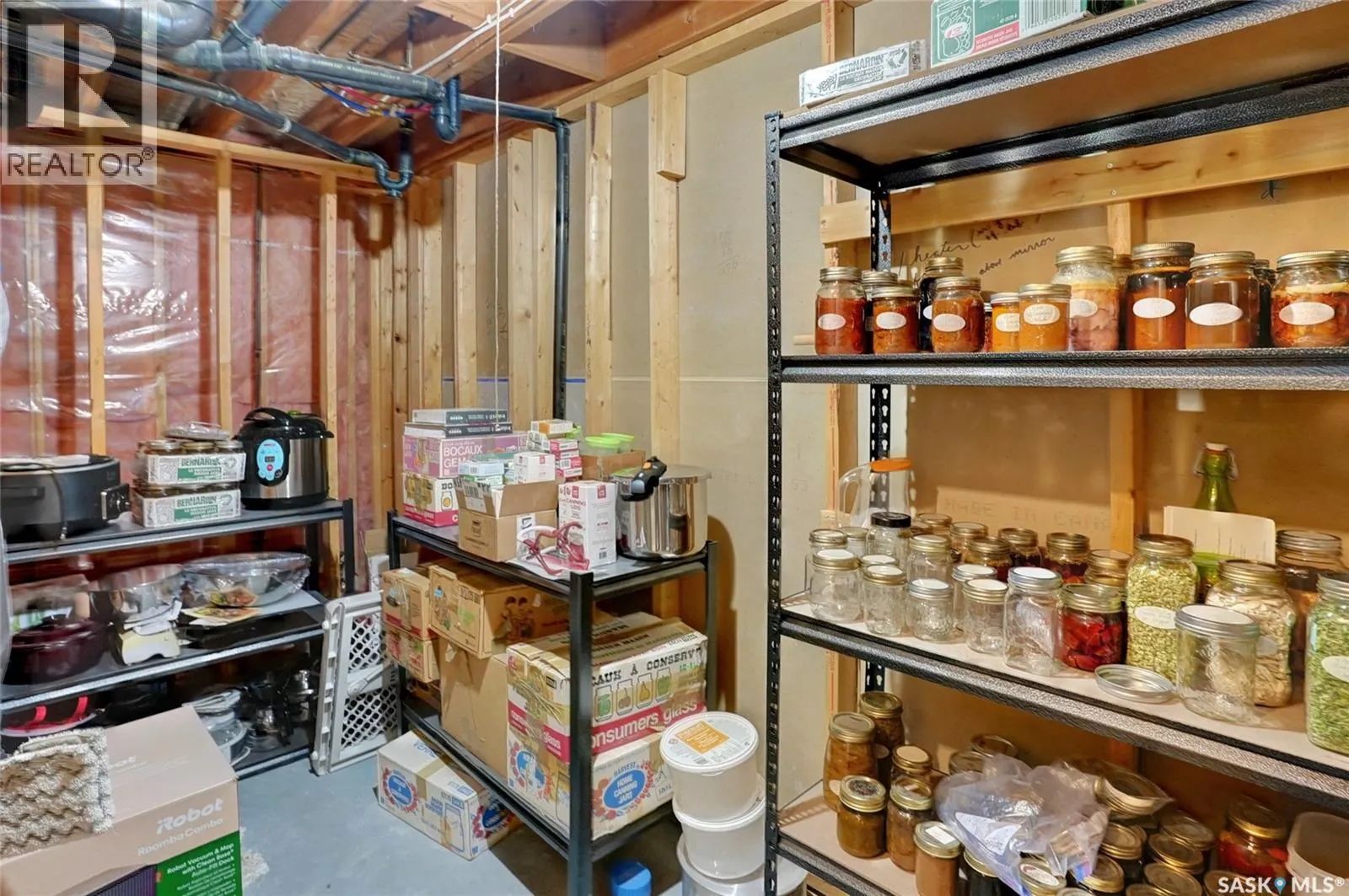 3556 Almond GROVE