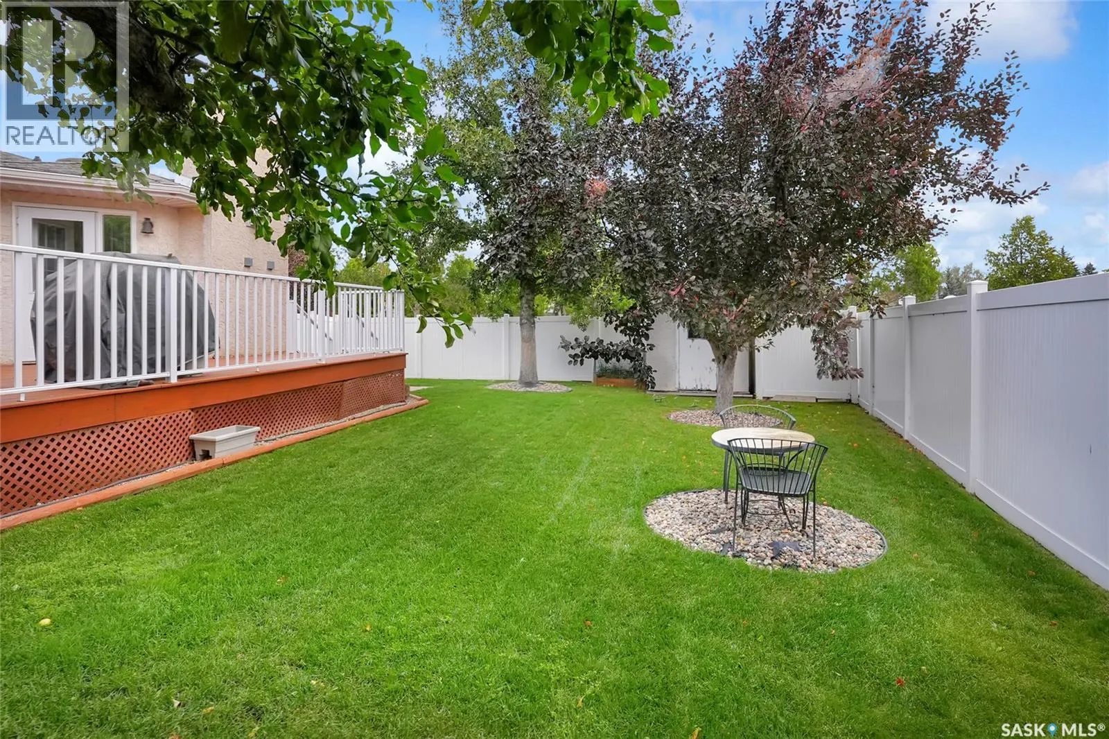 3556 Almond GROVE