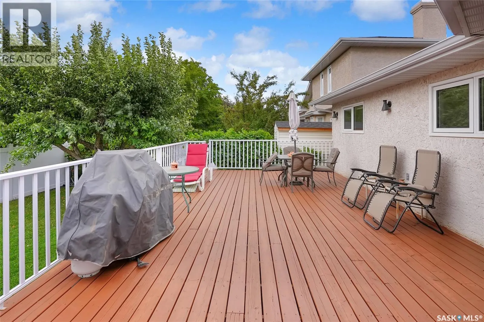 3556 Almond GROVE