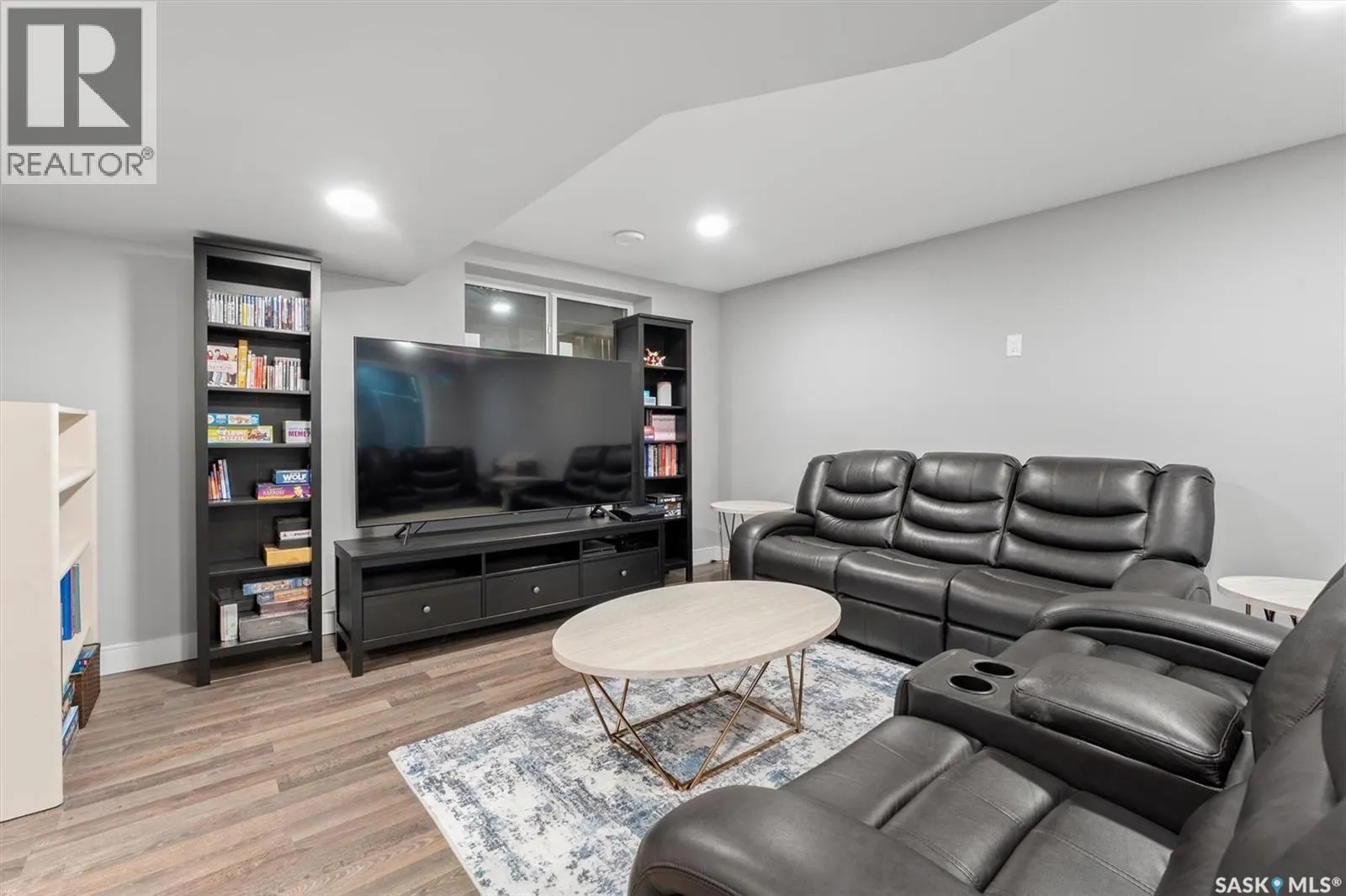 858 Childers RISE