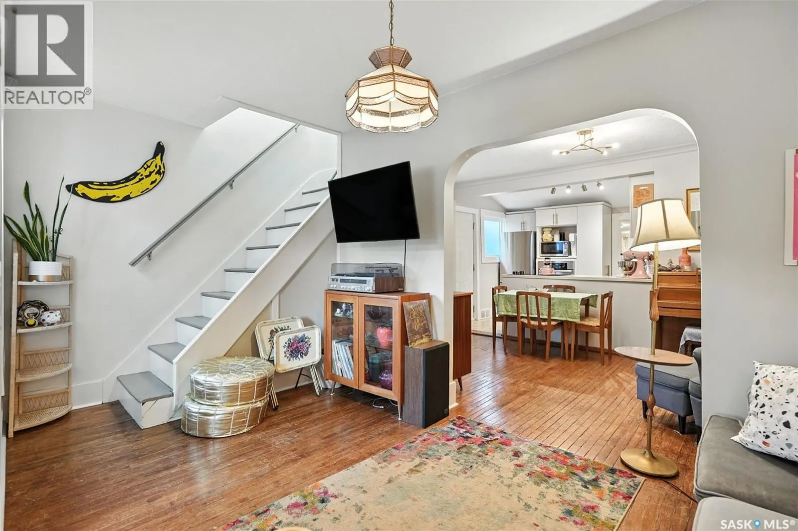 303 29th STREET W
