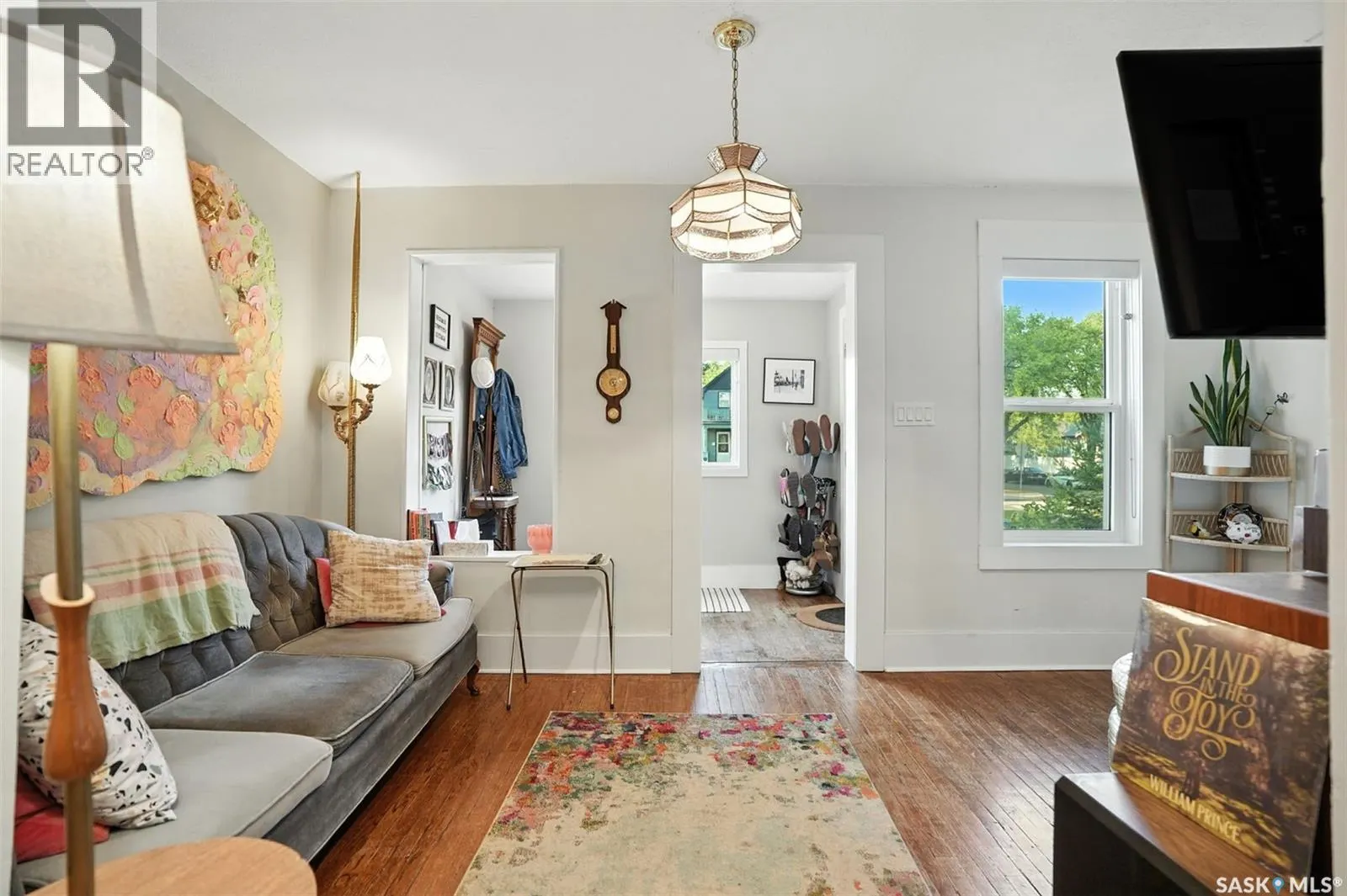 303 29th STREET W