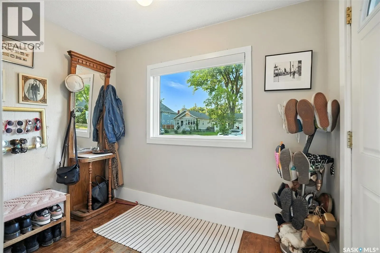 303 29th STREET W