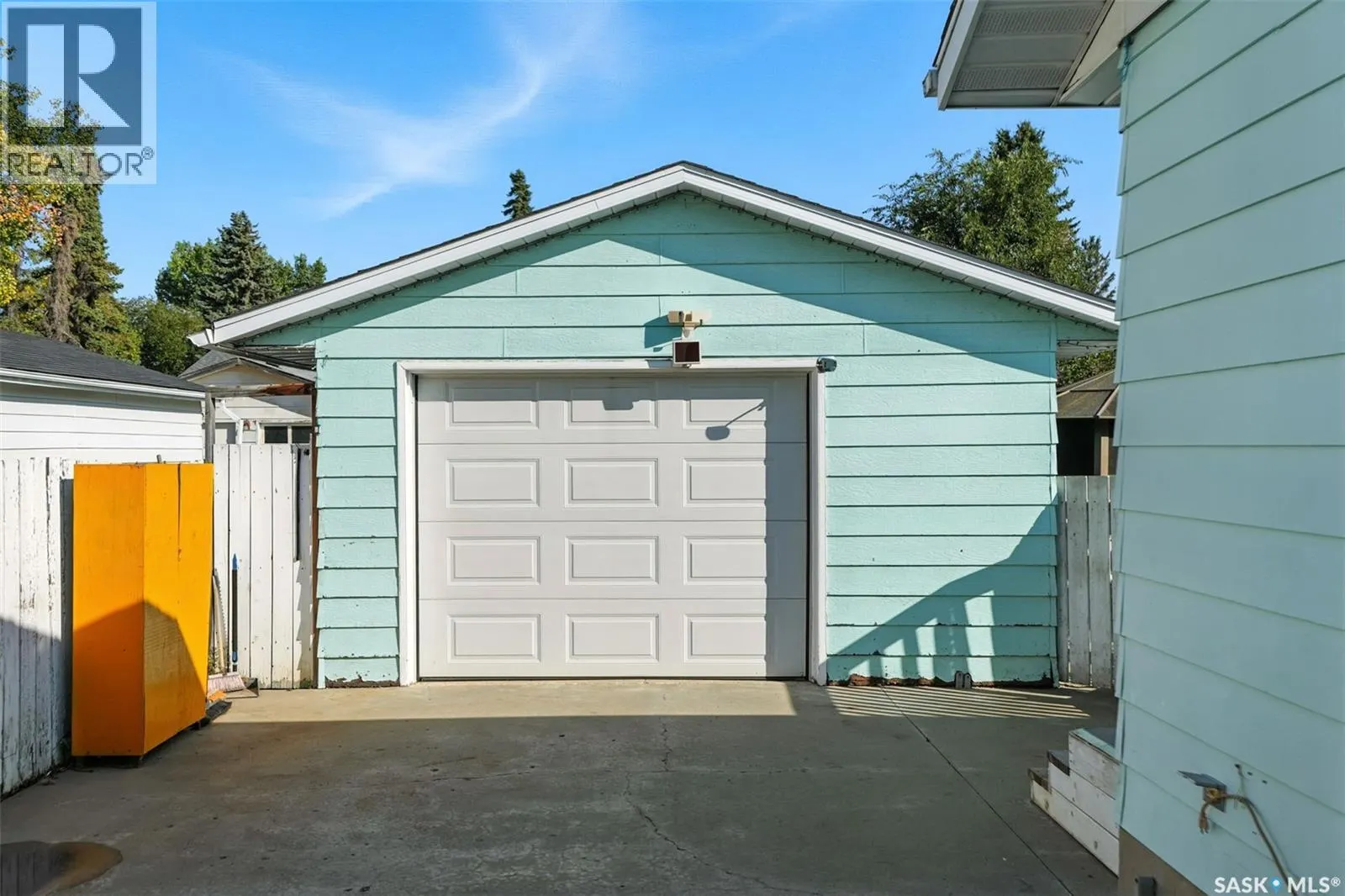 446 Cockburn CRESCENT
