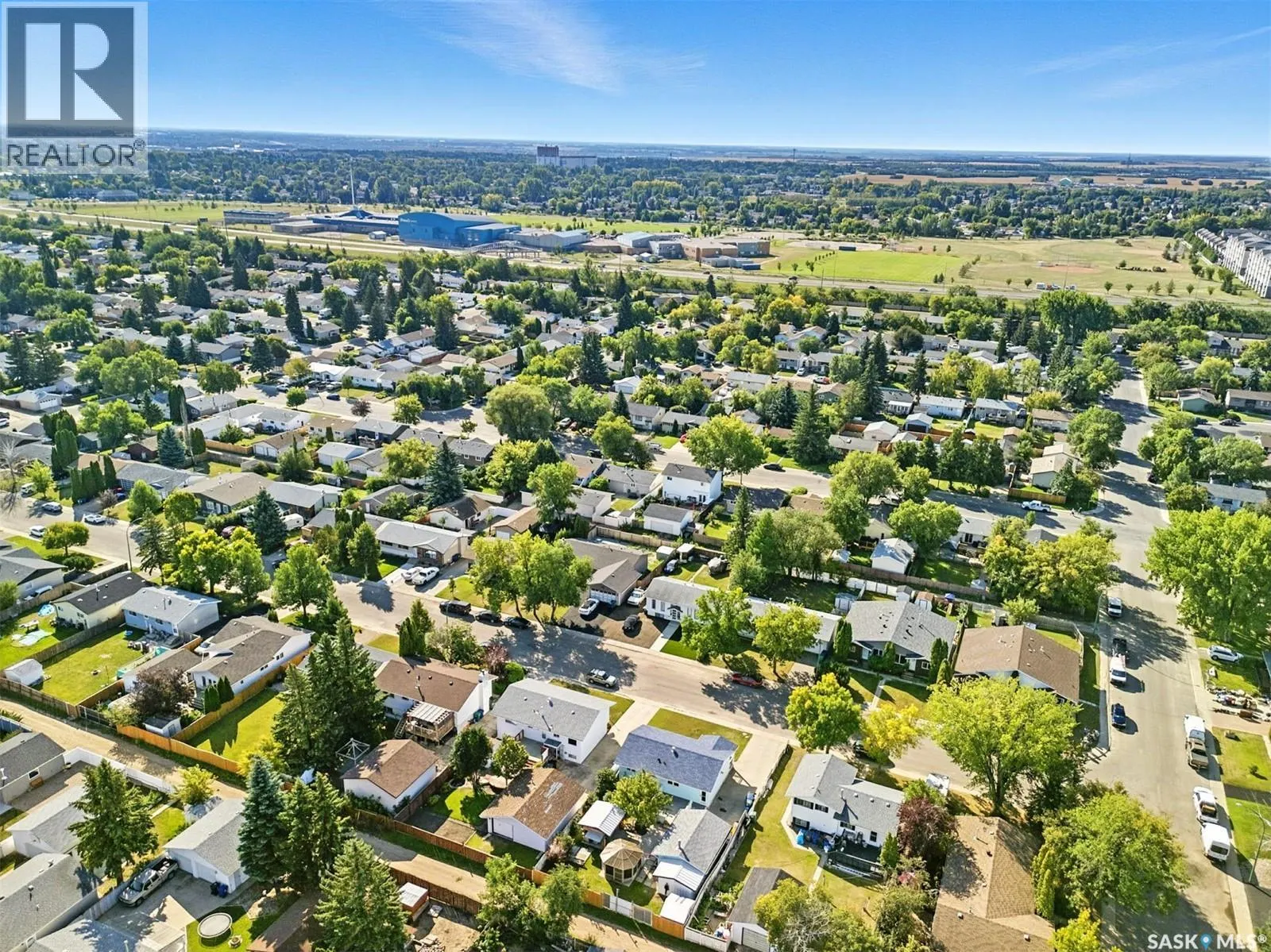 446 Cockburn CRESCENT