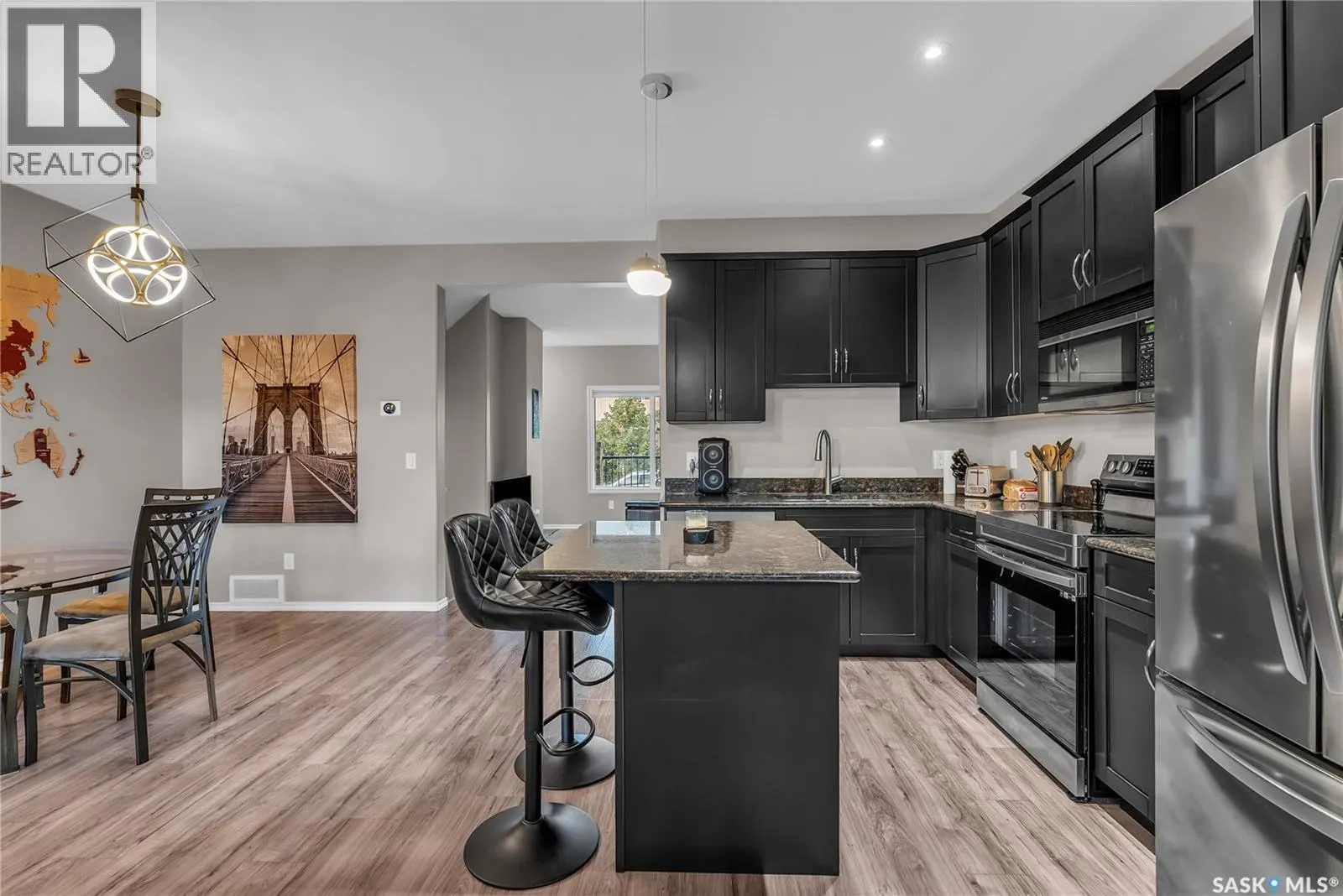 343 Willowgrove LANE