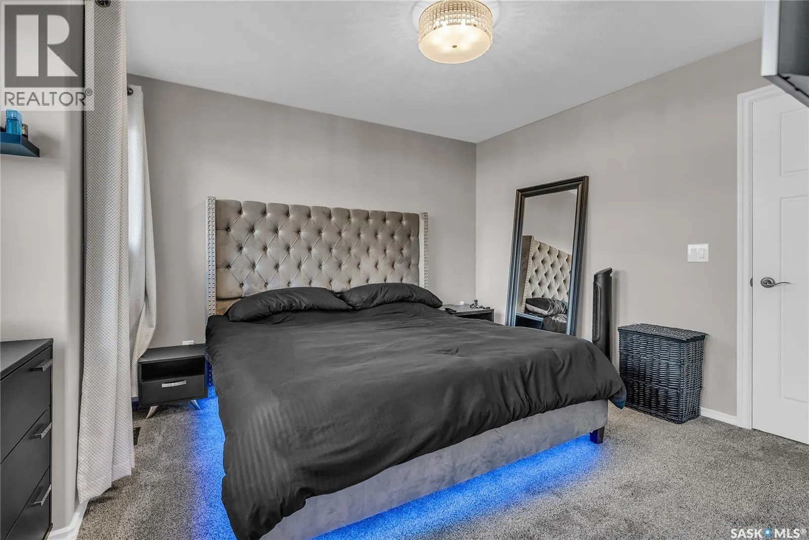 343 Willowgrove LANE