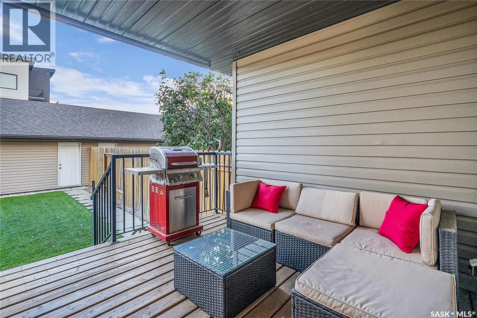 343 Willowgrove LANE